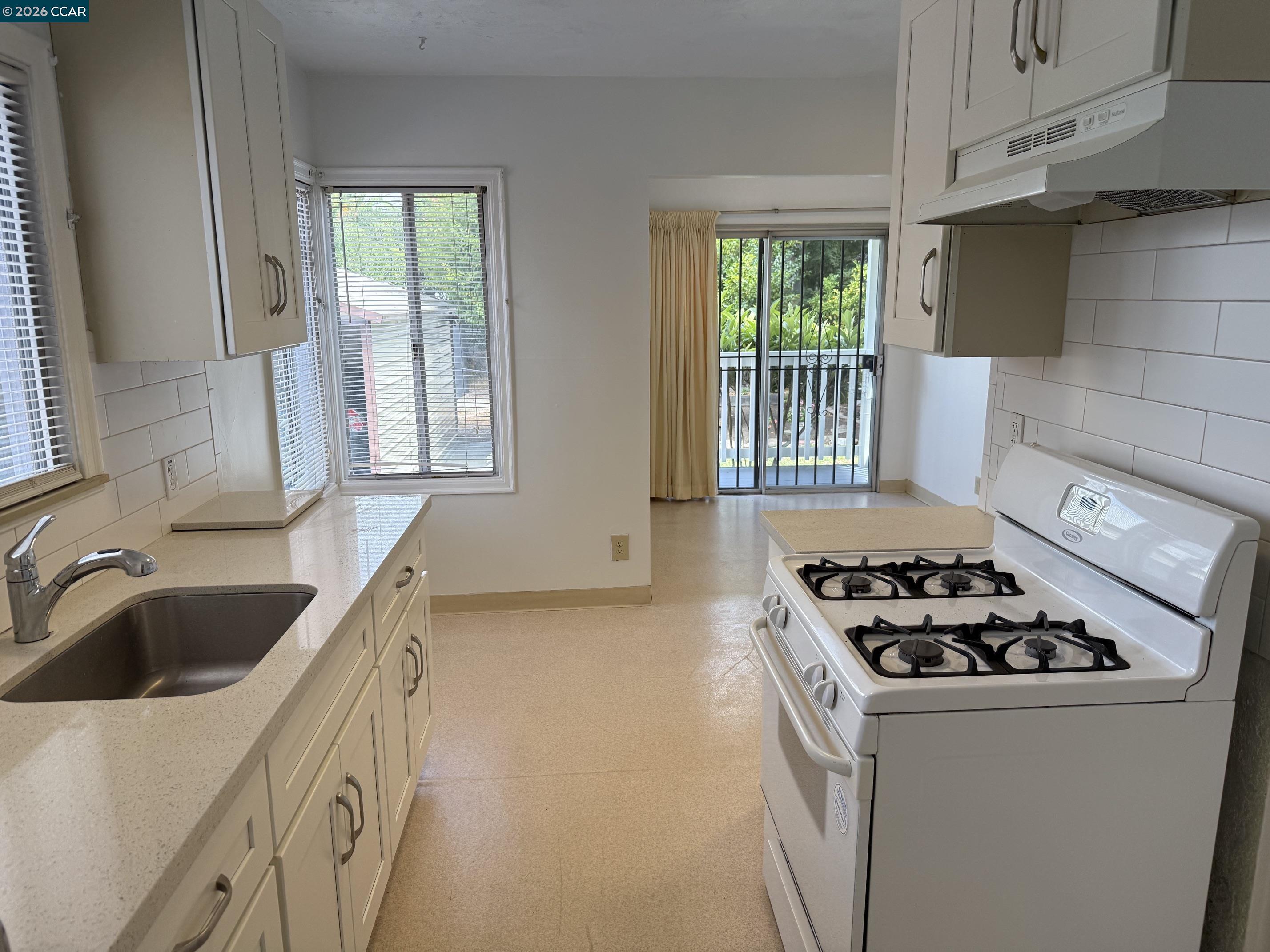 2615 Humboldt Ave, Oakland CA 94602 — photo 32