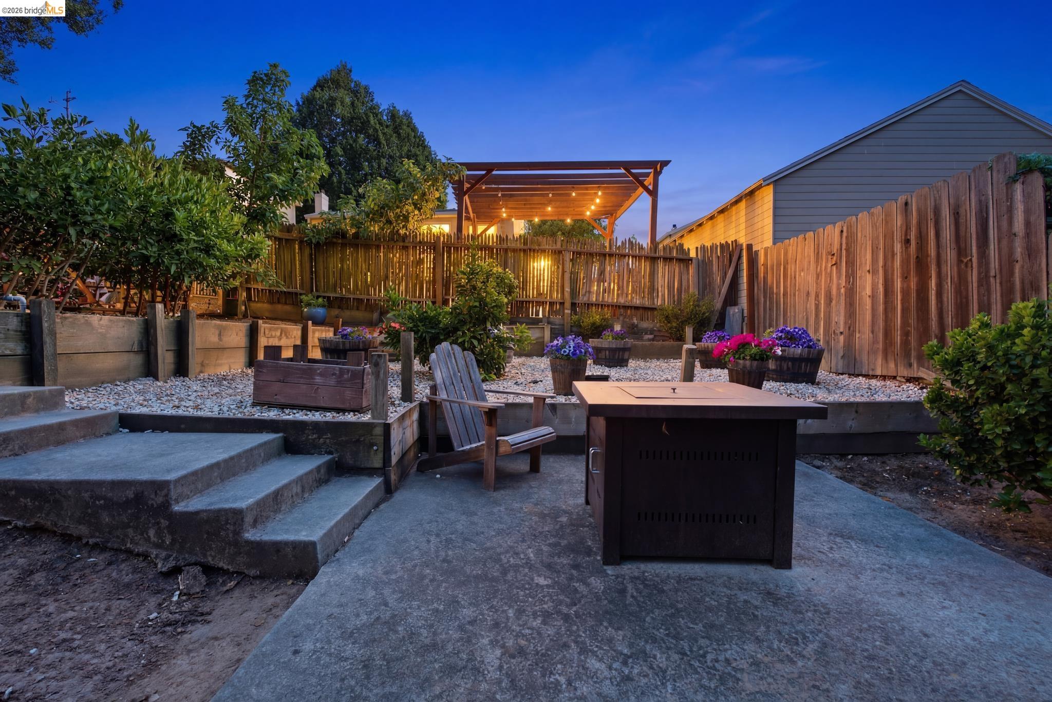 3917 Columbian Dr, Oakland CA 94605 — photo 40