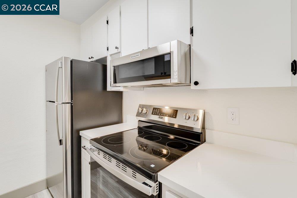1247 Shelter Creek Ln, San Bruno CA 94066 — photo 8