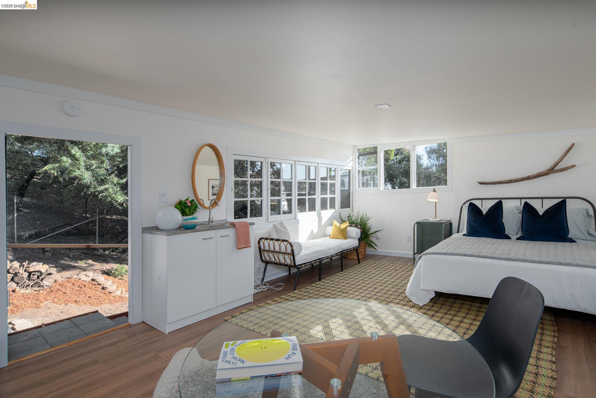 7848 Hillmont Dr, Oakland CA 94605 — photo 15