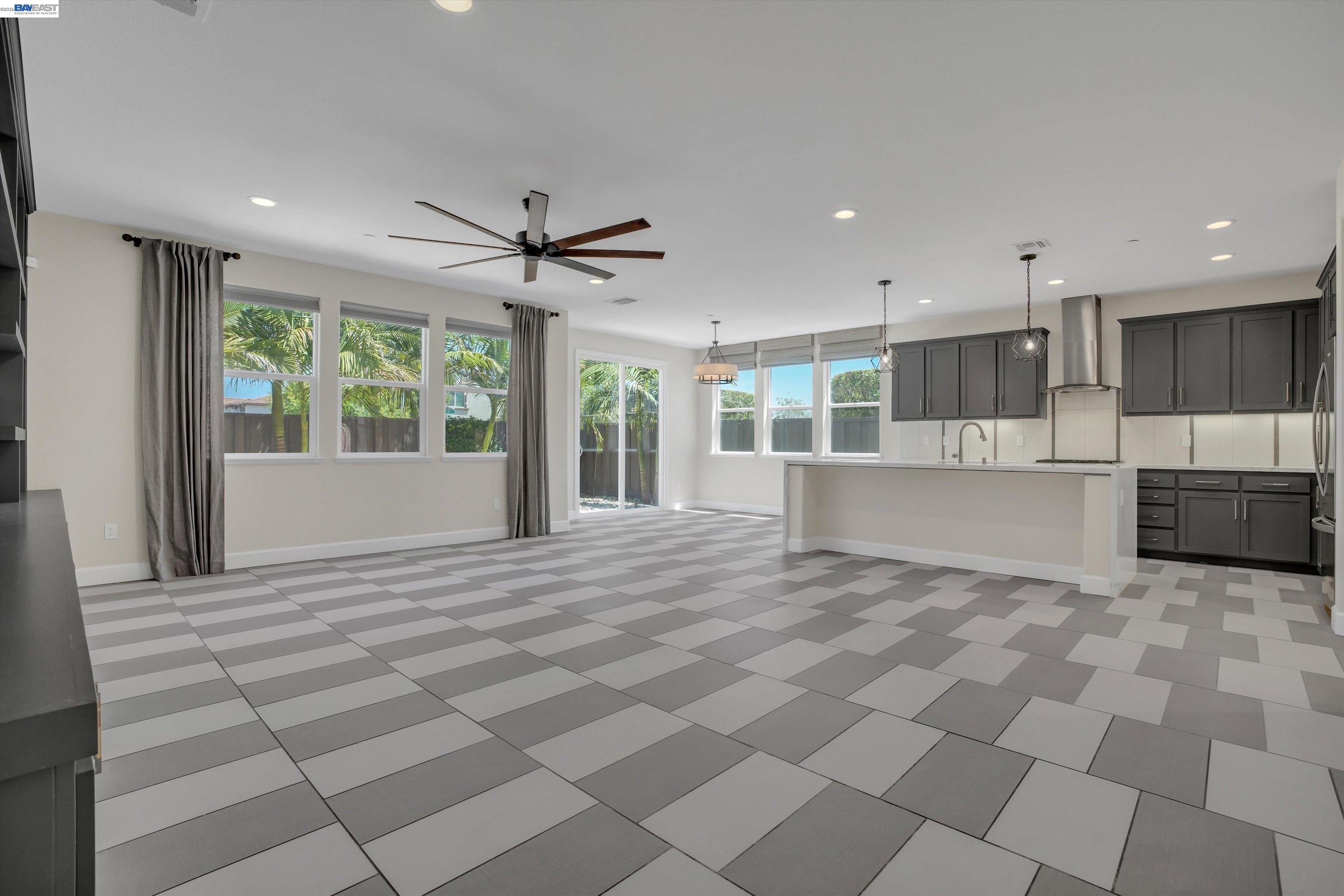 208 Halloran Ct, Brentwood CA 94513 — photo 22