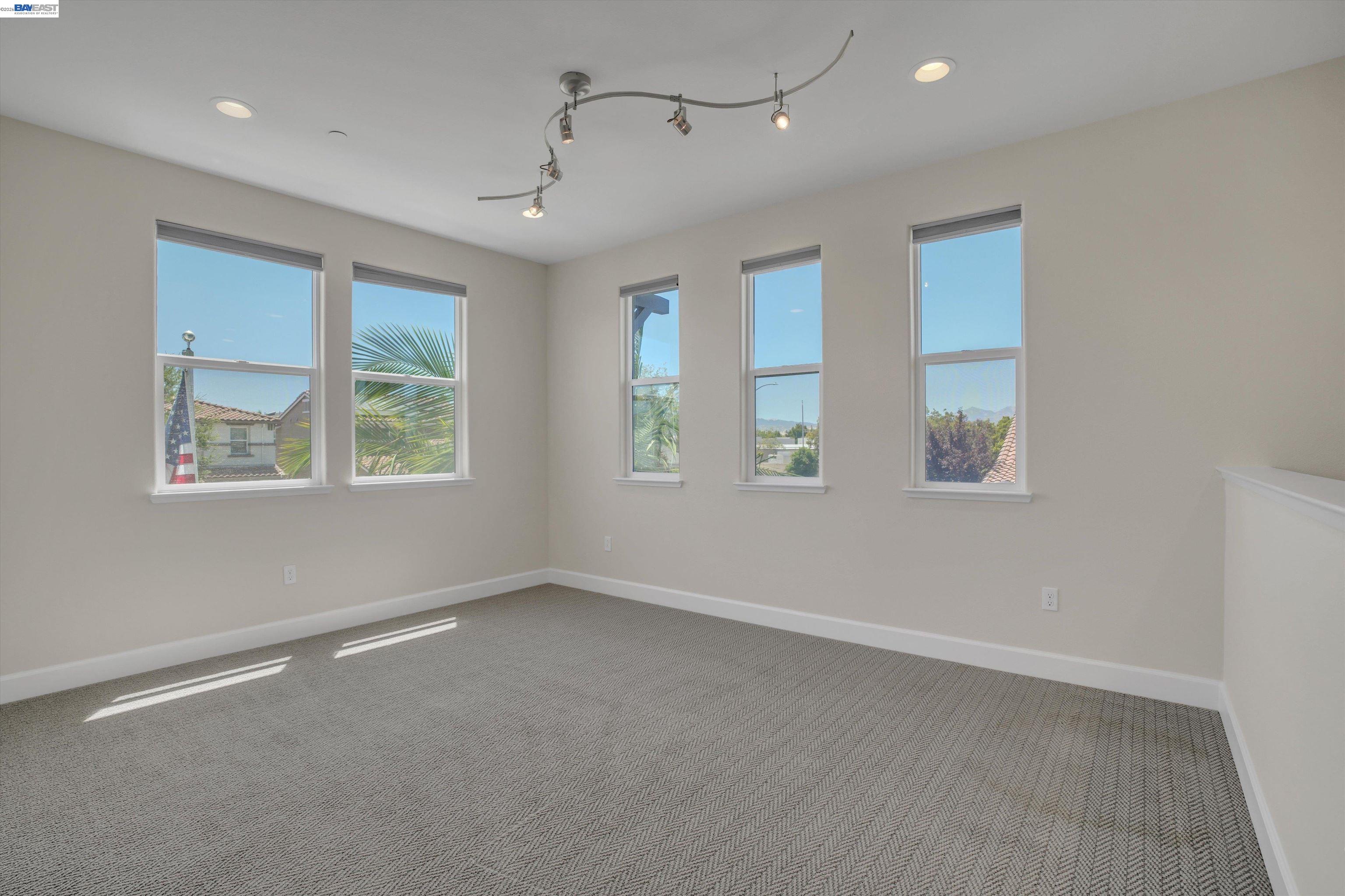 208 Halloran Ct, Brentwood CA 94513 — photo 26