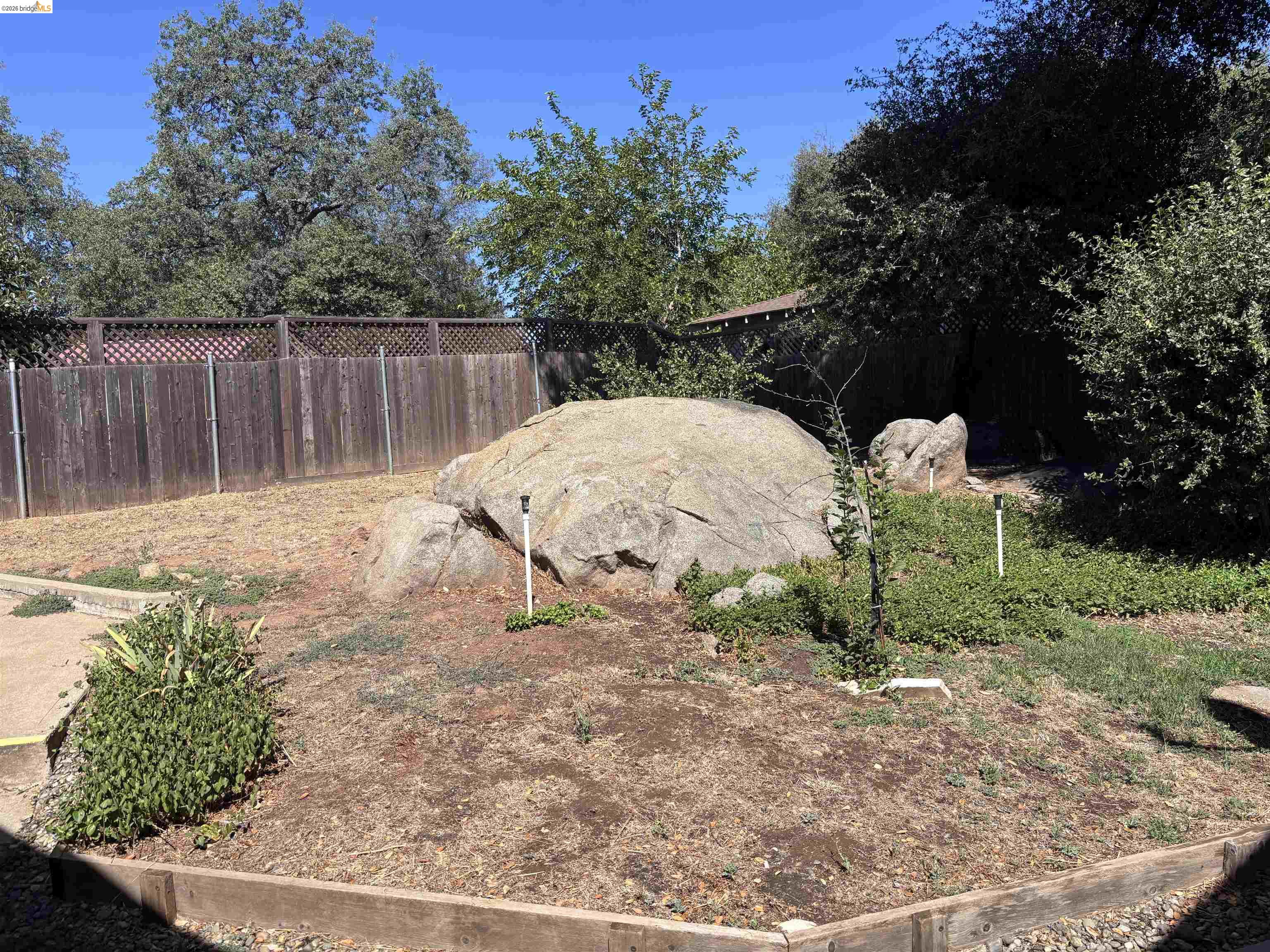 19256 Rockridge Way, Sonora CA 95370 — photo 17