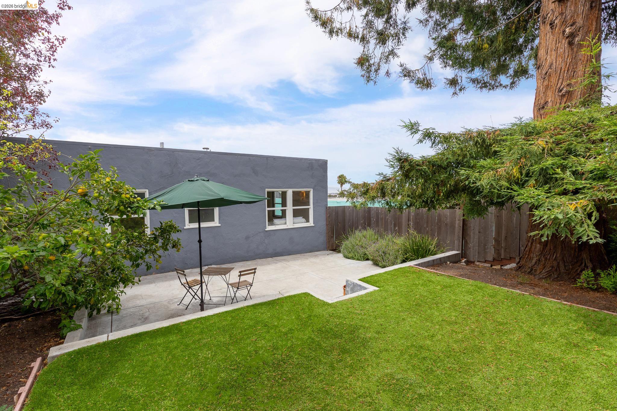8342 Ney Avenue, Oakland CA 94605 — photo 31