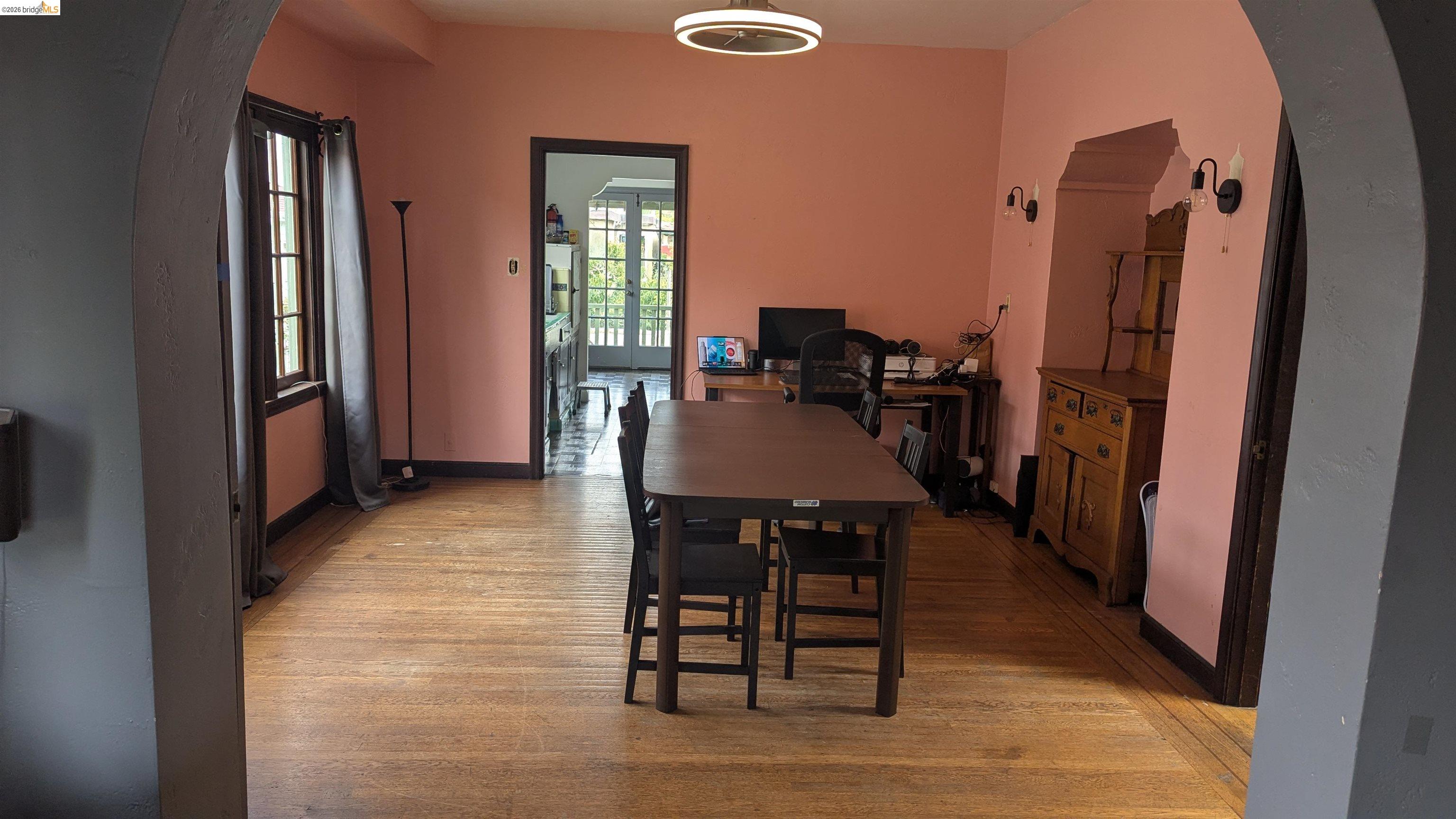 446 37Th St, Oakland CA 94609 — photo 5