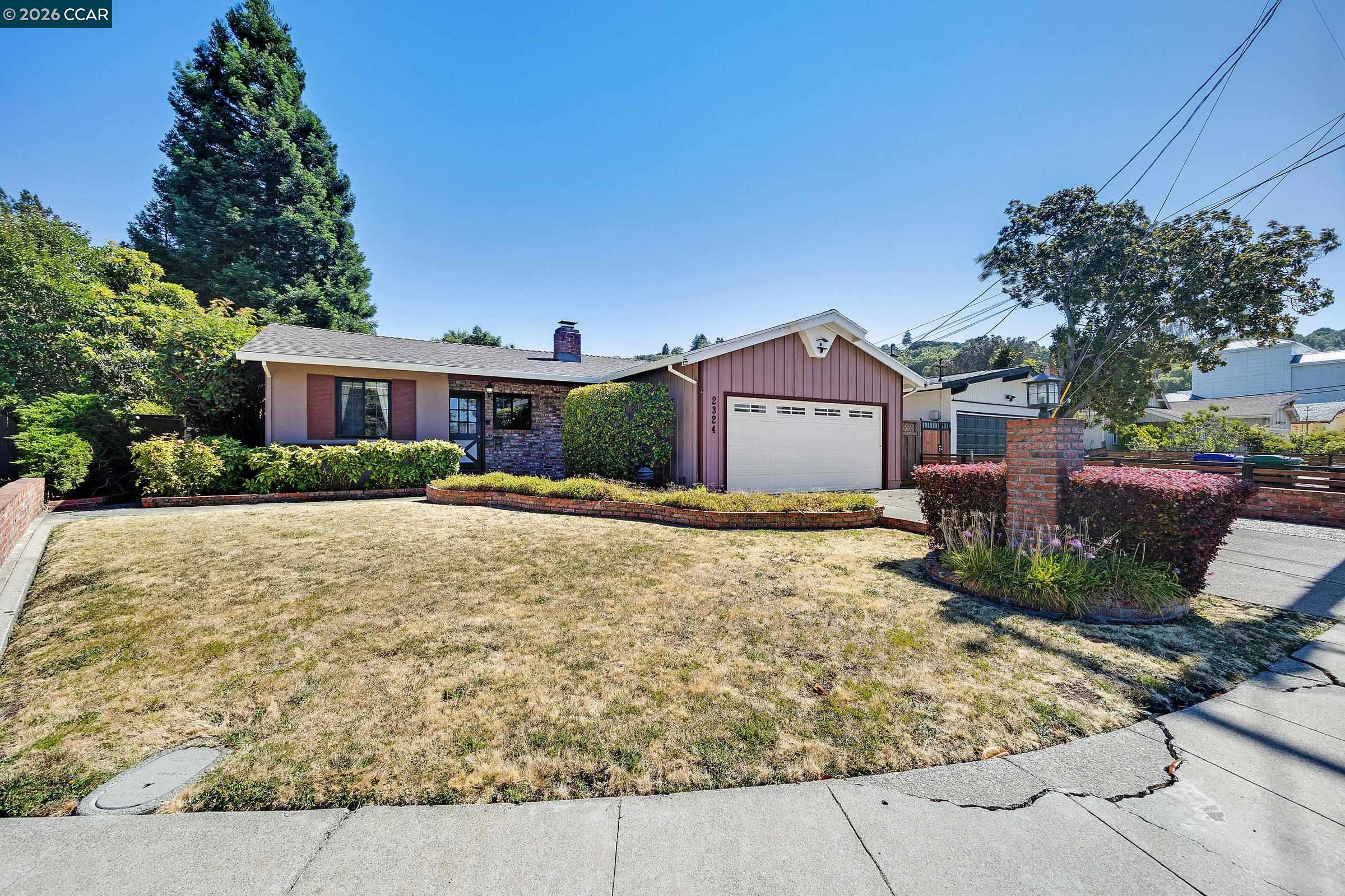 2324 Dolores Ct, Pinole CA 94564 — photo 2