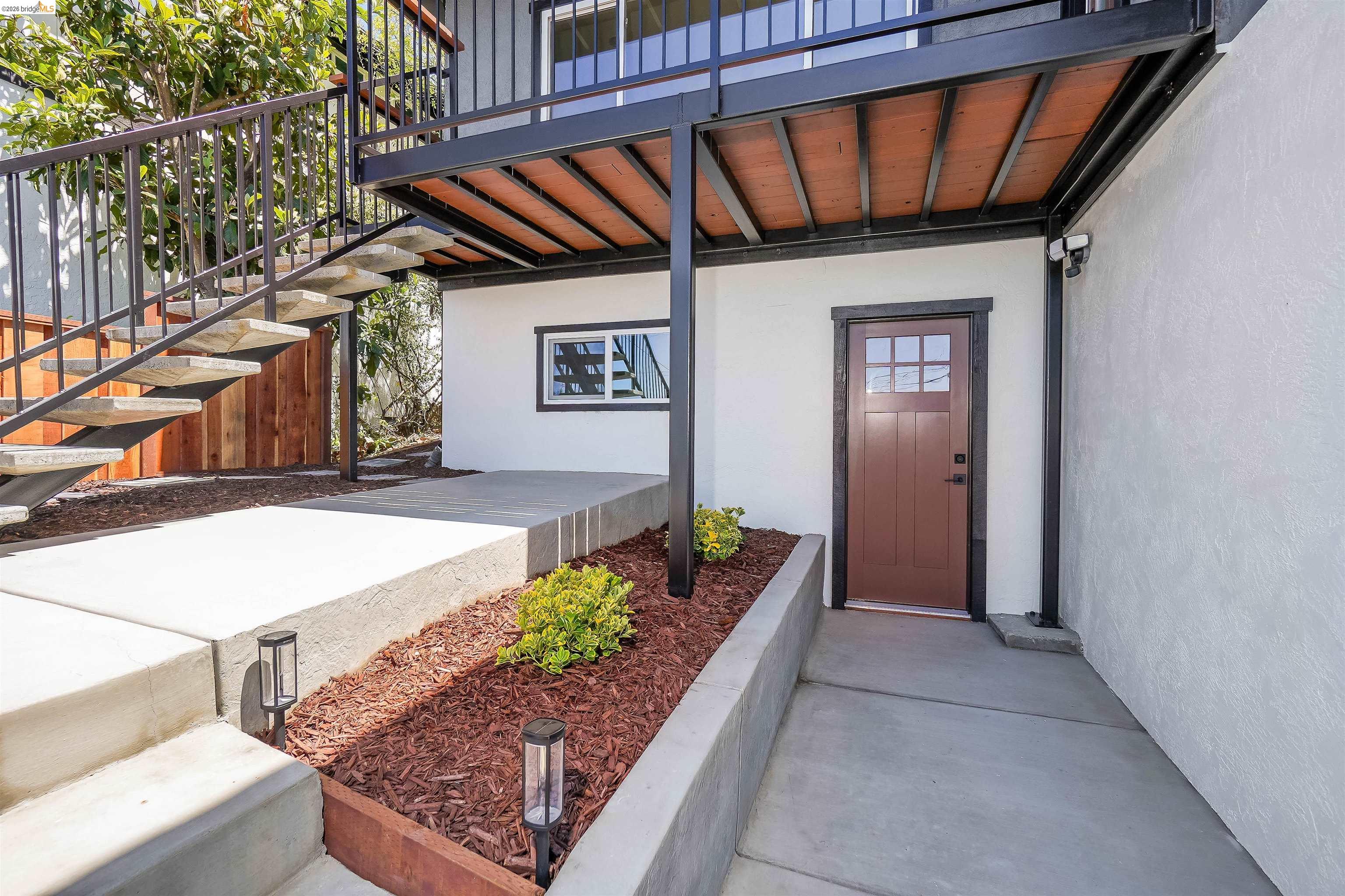 1090 Central Blvd, Hayward CA 94542 — photo 4