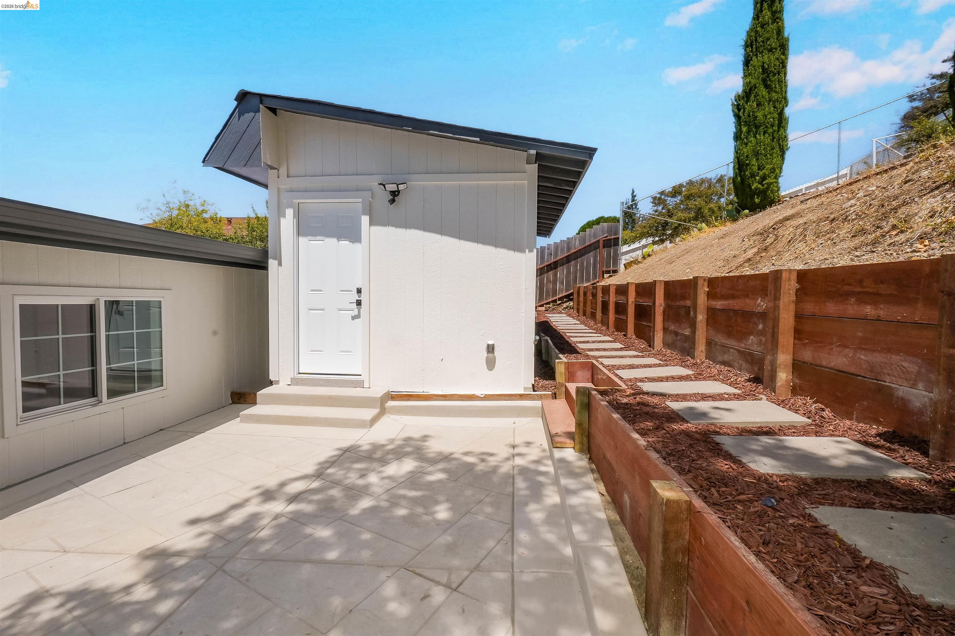 1090 Central Blvd, Hayward CA 94542 — photo 47