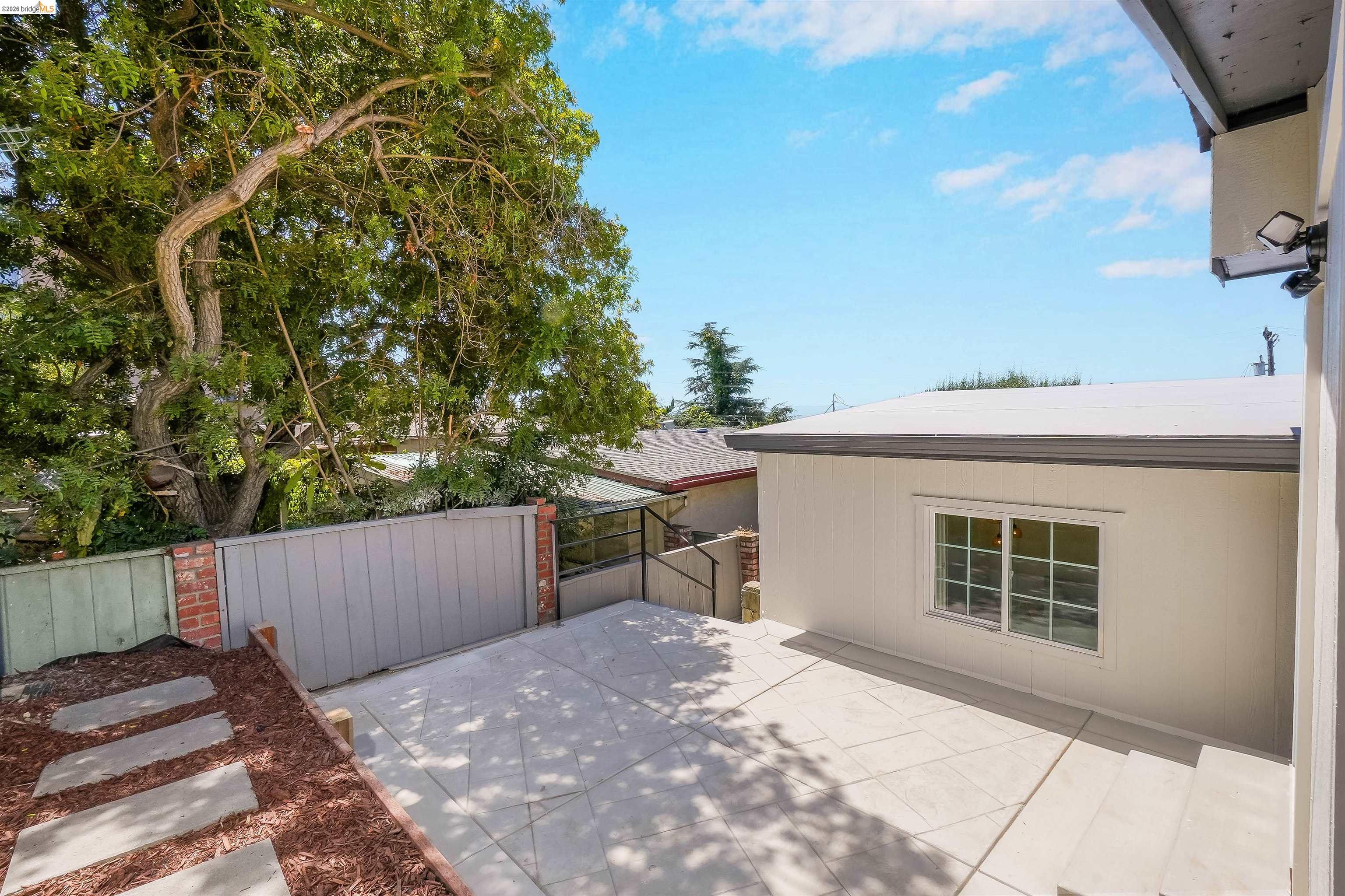1090 Central Blvd, Hayward CA 94542 — photo 49
