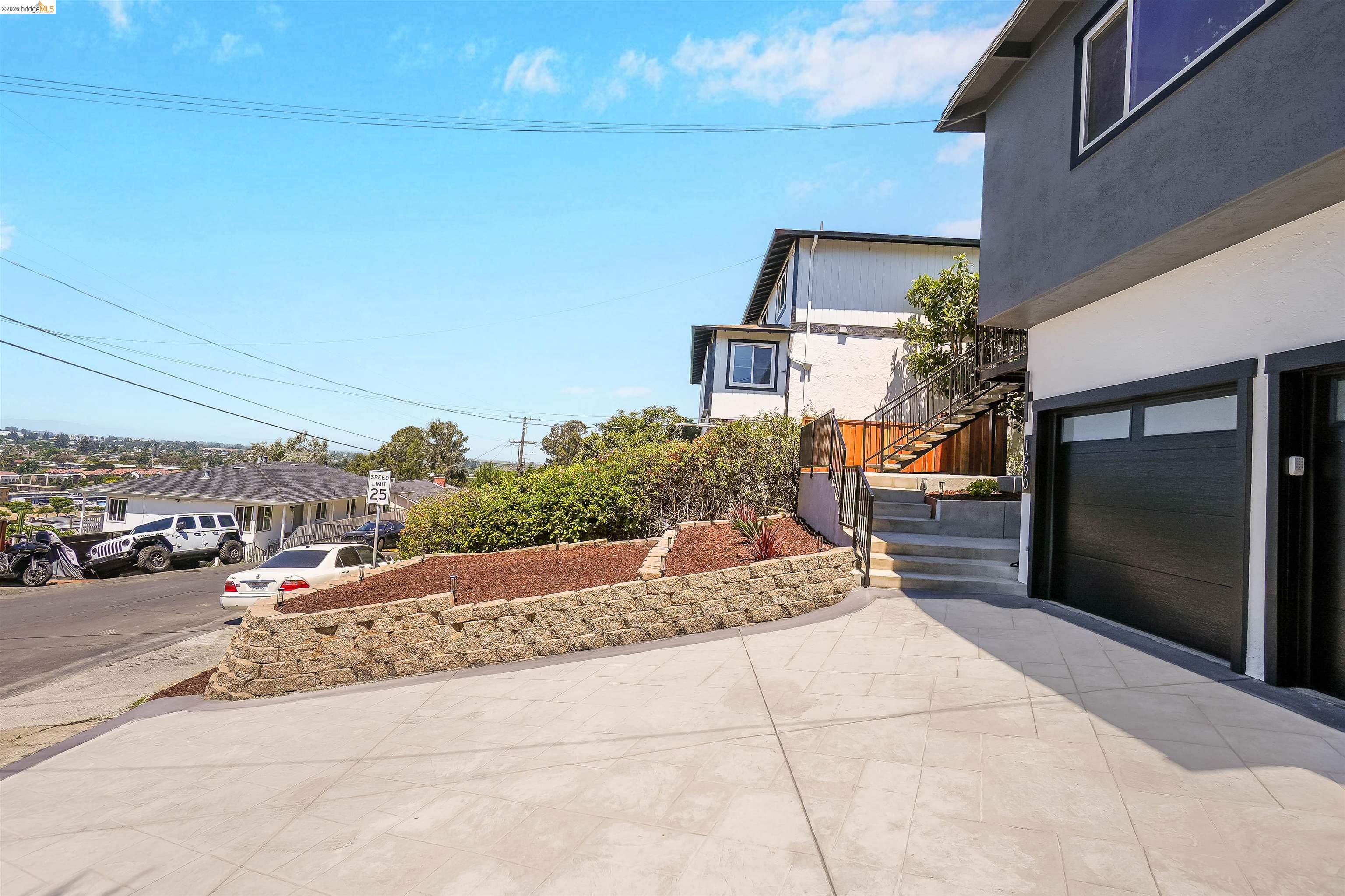1090 Central Blvd, Hayward CA 94542 — photo 60