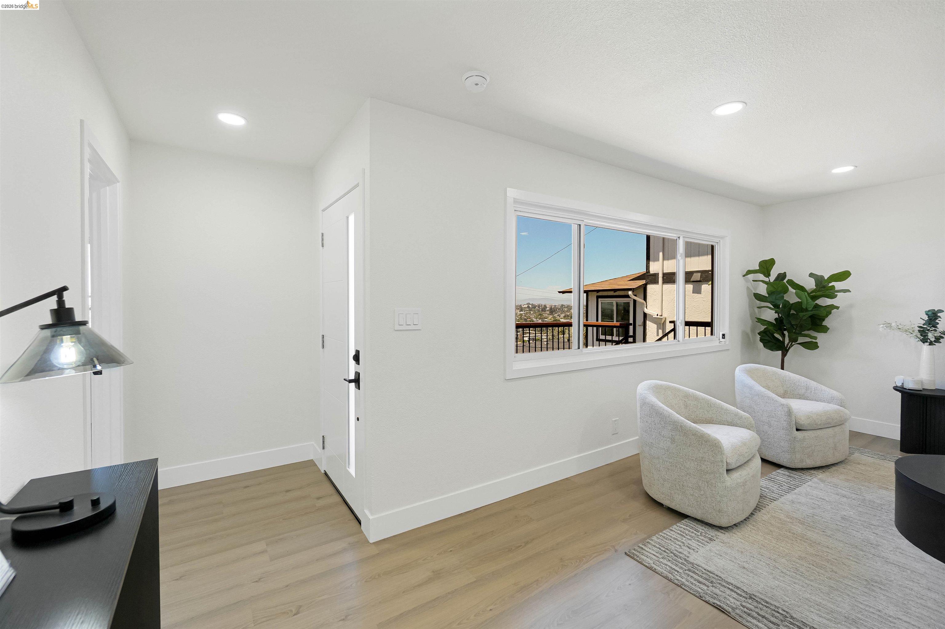 1090 Central Blvd, Hayward CA 94542 — photo 9