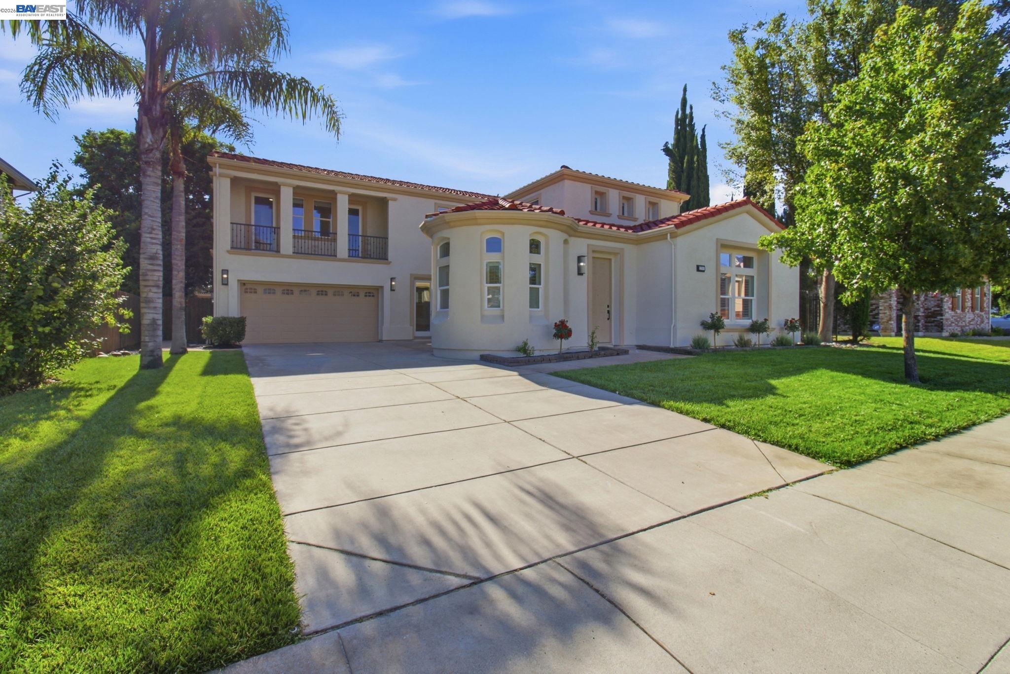 2200 Lotus Way, Tracy CA 95376