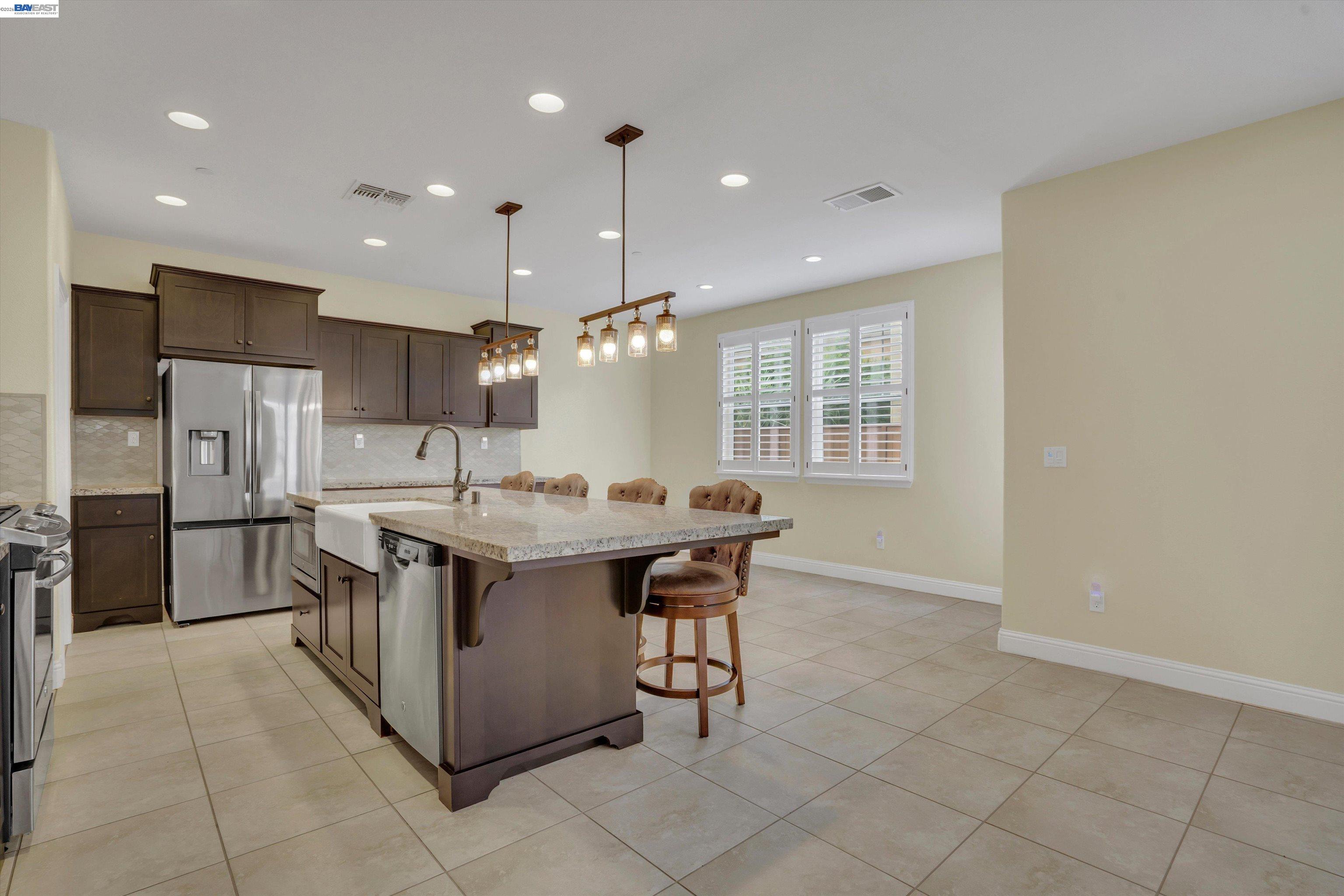 582 Pasture Ave, Lathrop CA 95330 — photo 12