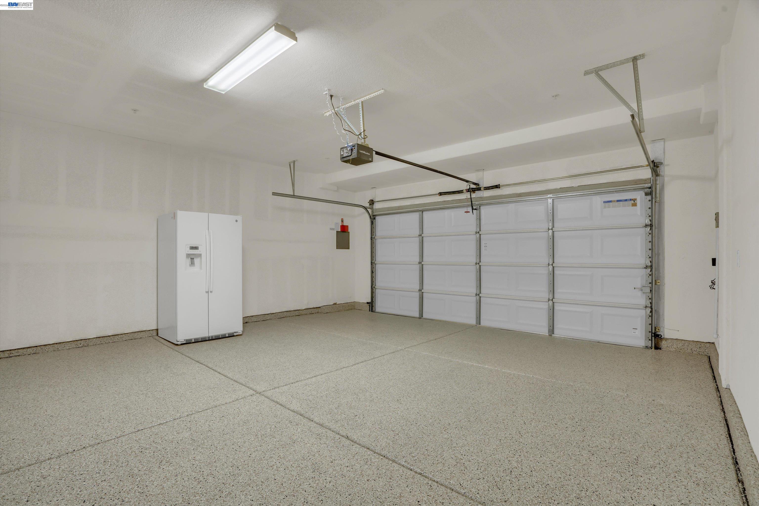 582 Pasture Ave, Lathrop CA 95330 — photo 17