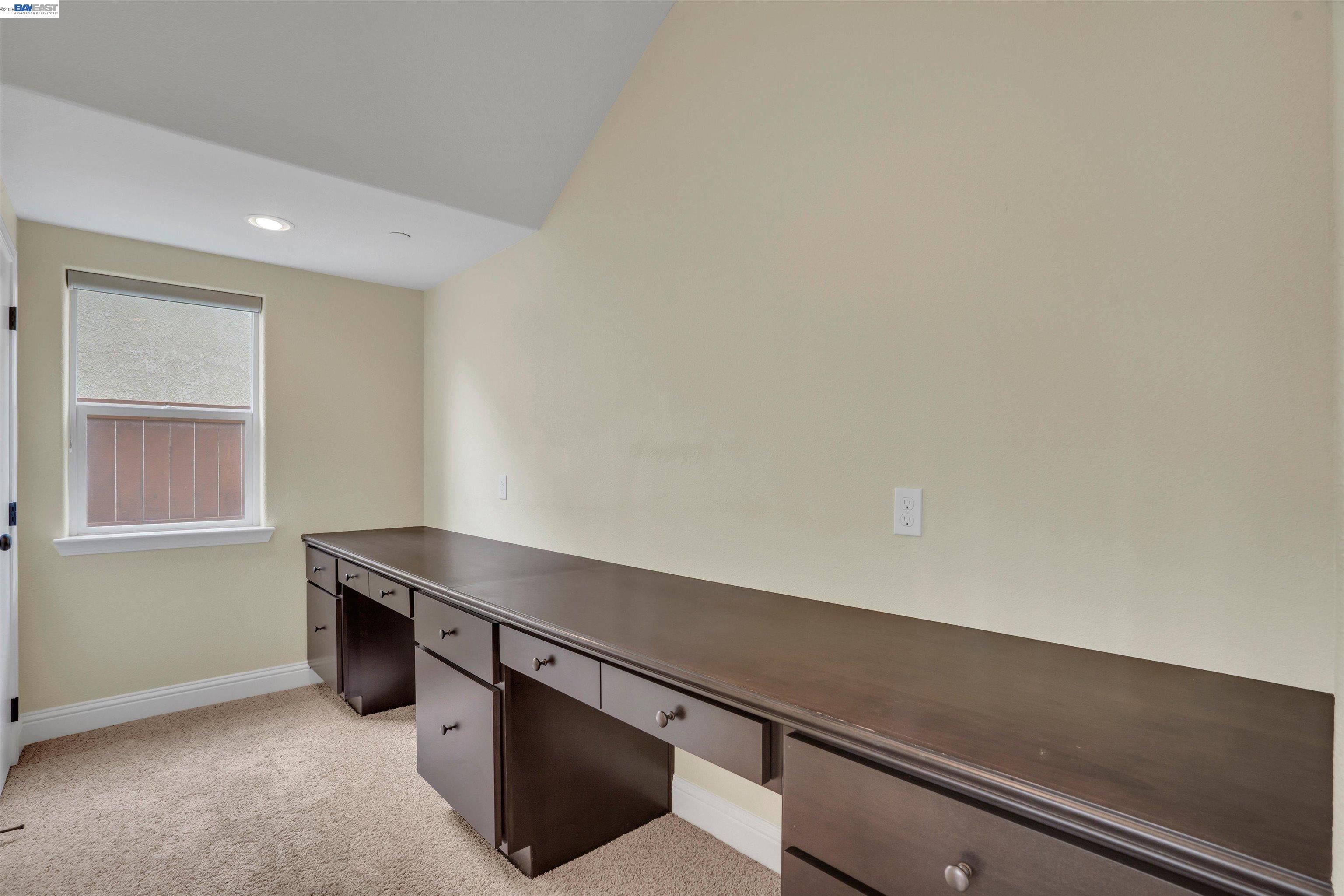 582 Pasture Ave, Lathrop CA 95330 — photo 9