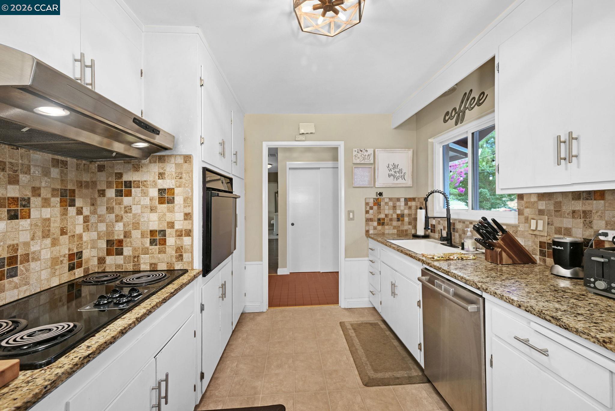 341 Twinview Dr, Pleasant Hill CA 94523 — photo 10