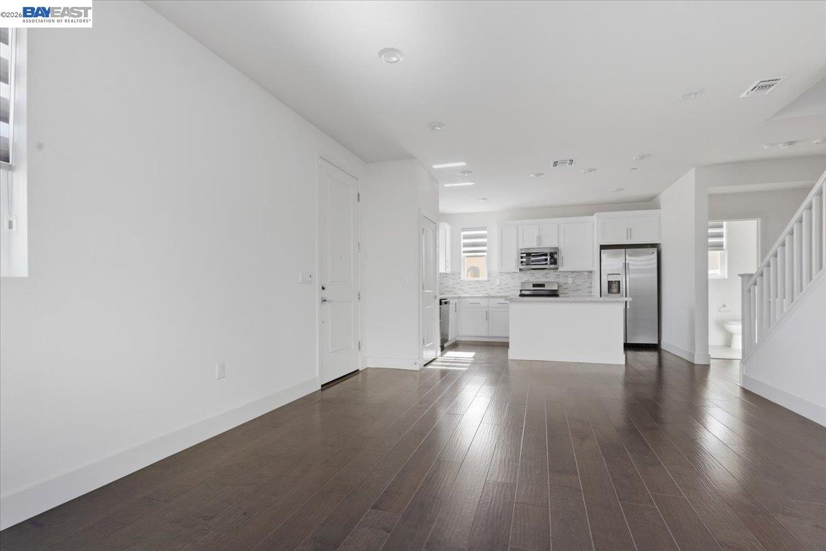 2134 Daimler St, Lathrop CA 95330 — photo 13