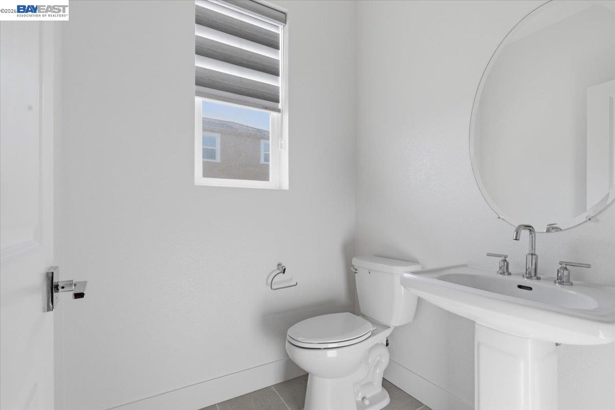 2134 Daimler St, Lathrop CA 95330 — photo 14