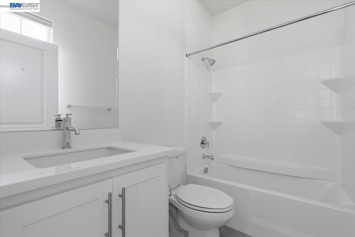 2134 Daimler St, Lathrop CA 95330 — photo 20