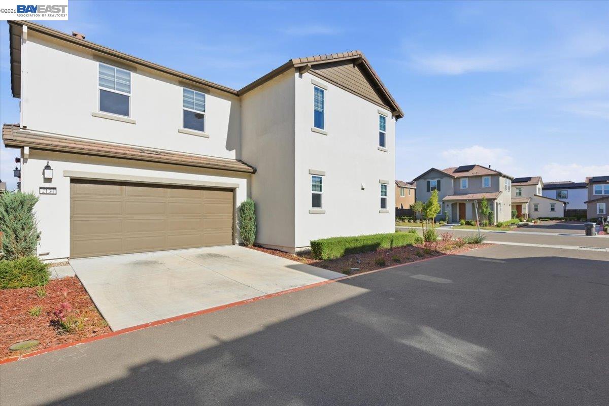2134 Daimler St, Lathrop CA 95330 — photo 4