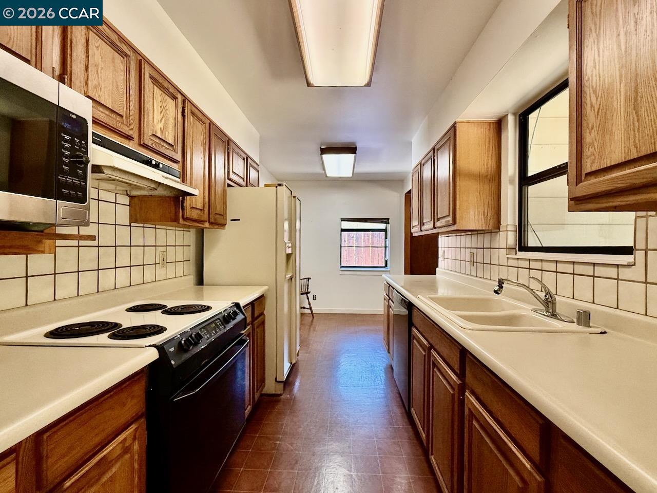 196 Doris Dr, Pleasant Hill CA 94523 — photo 10