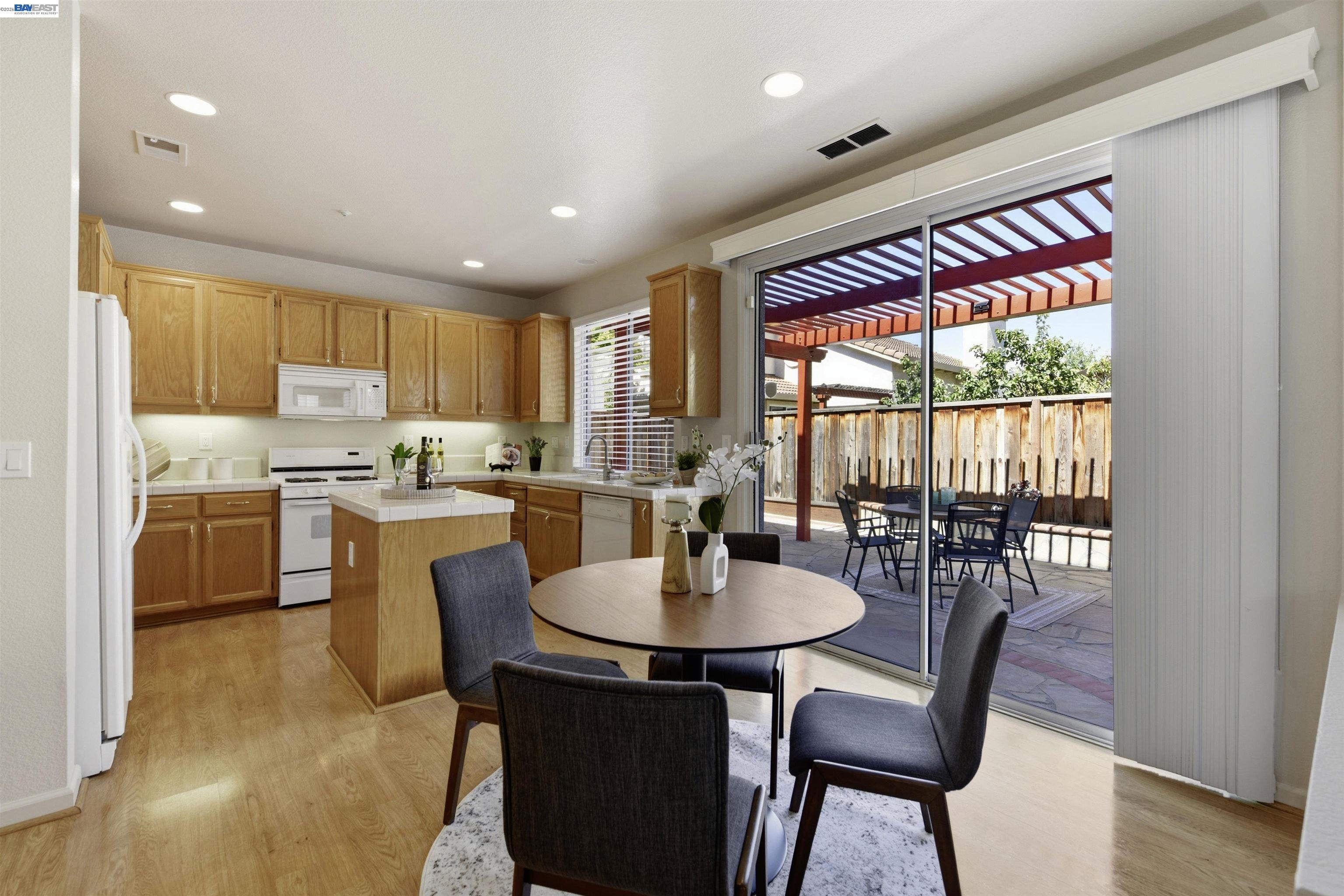 1881 Serpentine Dr, Union City CA 94587 — photo 13