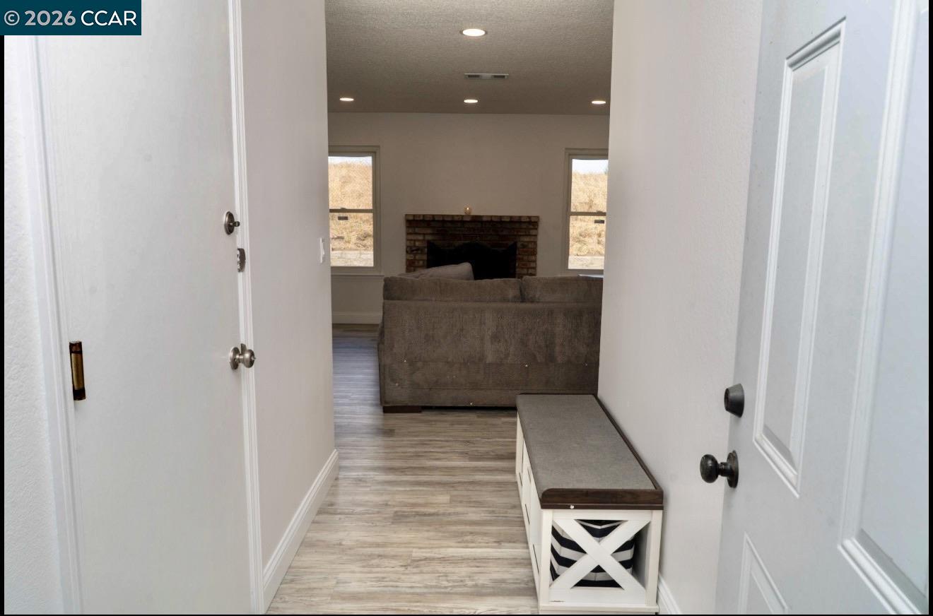 2135 Apricot Court, Pittsburg CA 94565 — photo 3