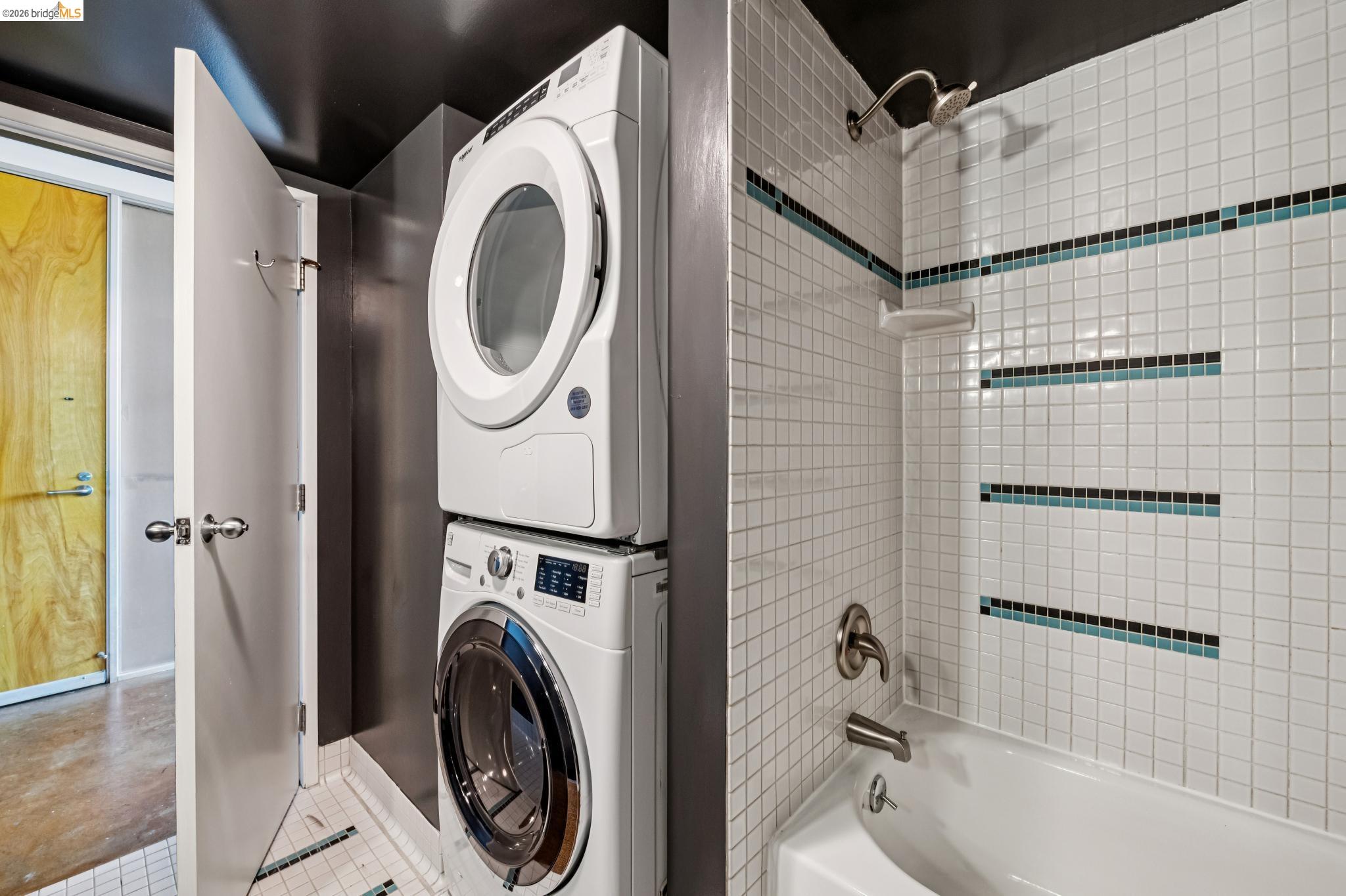 247 4Th St # 301, Oakland CA 94607 — photo 28