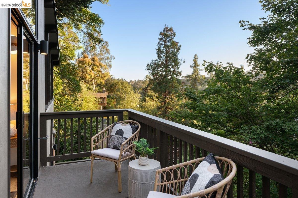 433 Capricorn Ave, Oakland CA 94611 — photo 36