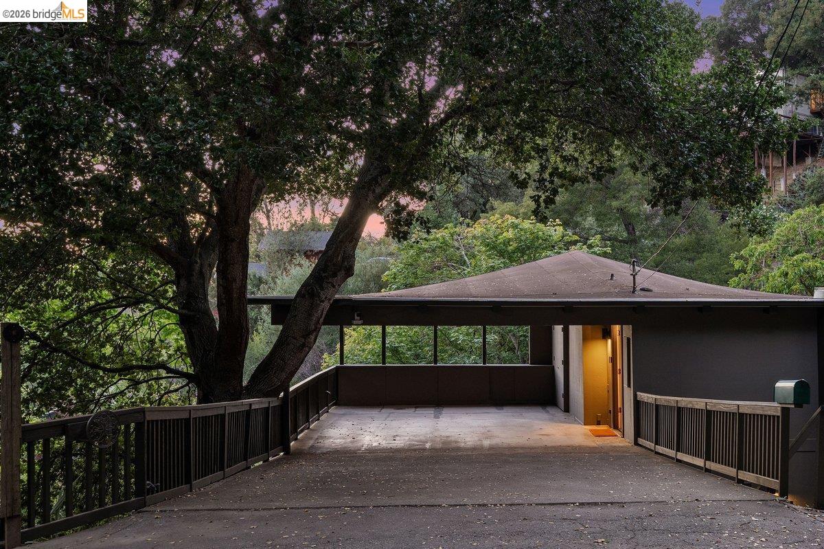 433 Capricorn Ave, Oakland CA 94611 — photo 50