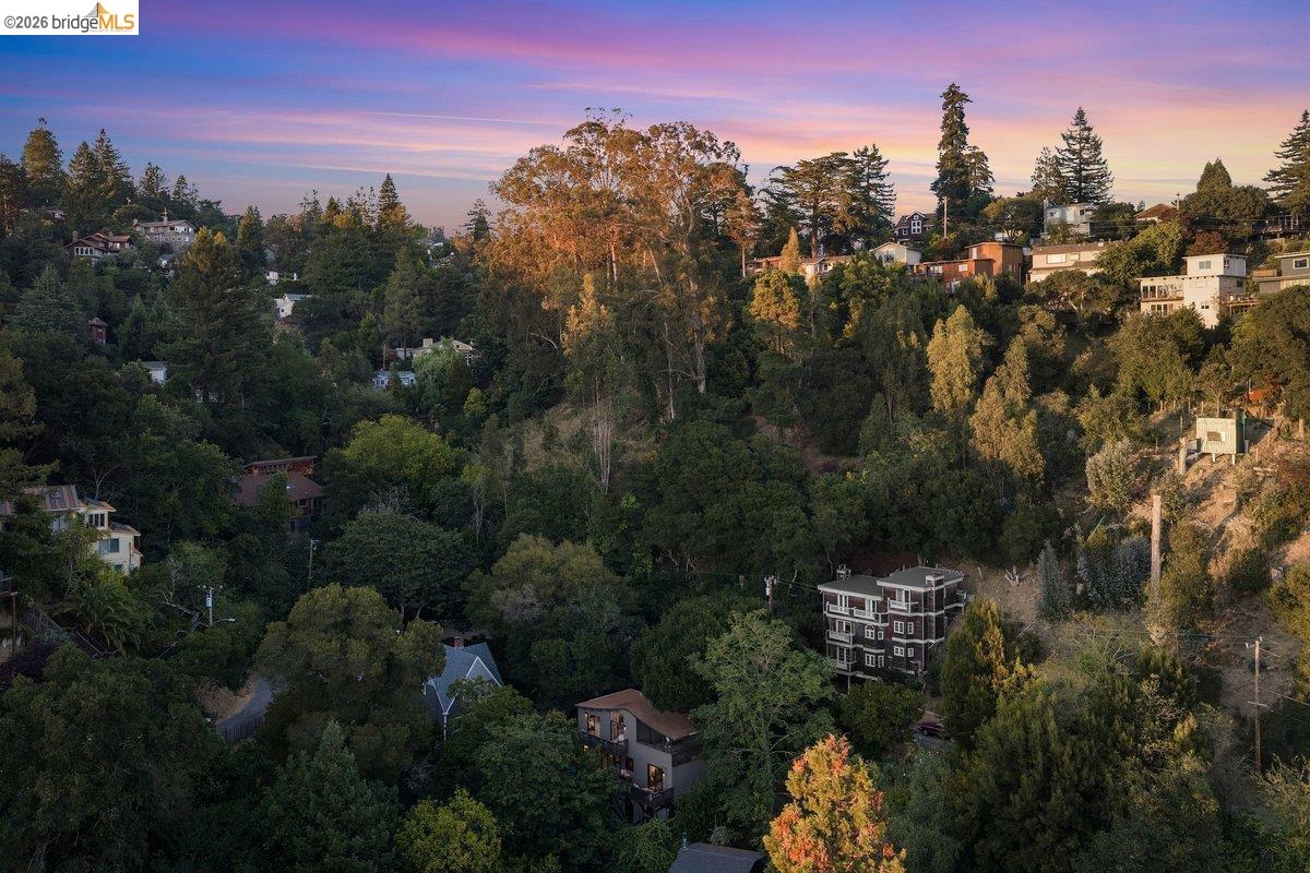 433 Capricorn Ave, Oakland CA 94611 — photo 53