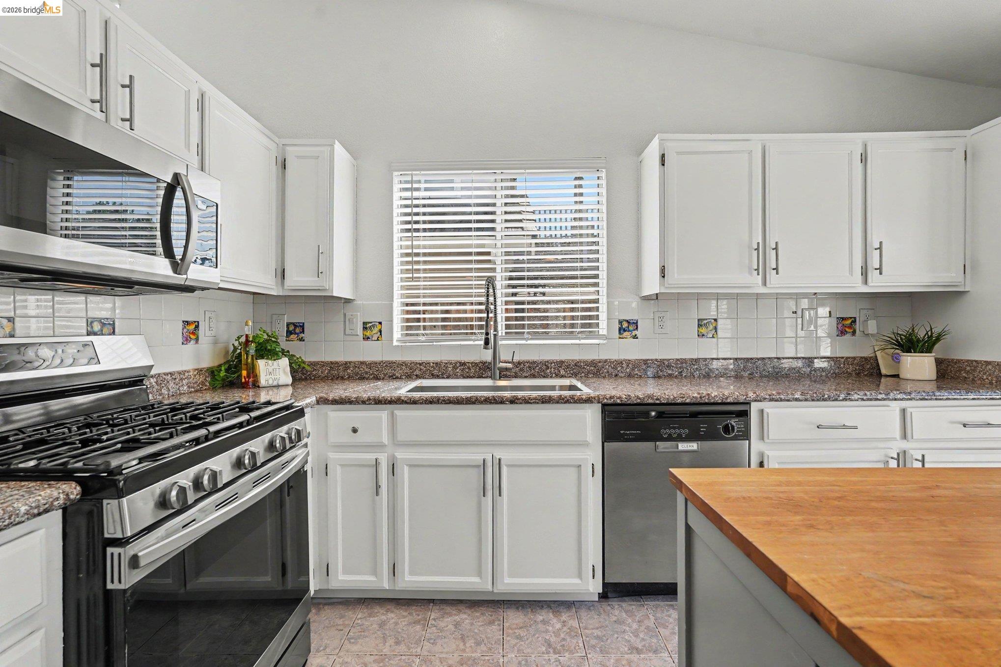 5120 Arroyo Way, Antioch CA 94531 — photo 15