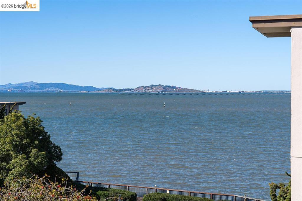 9 Commodore Dr # A207, Emeryville CA 94608 — photo 29
