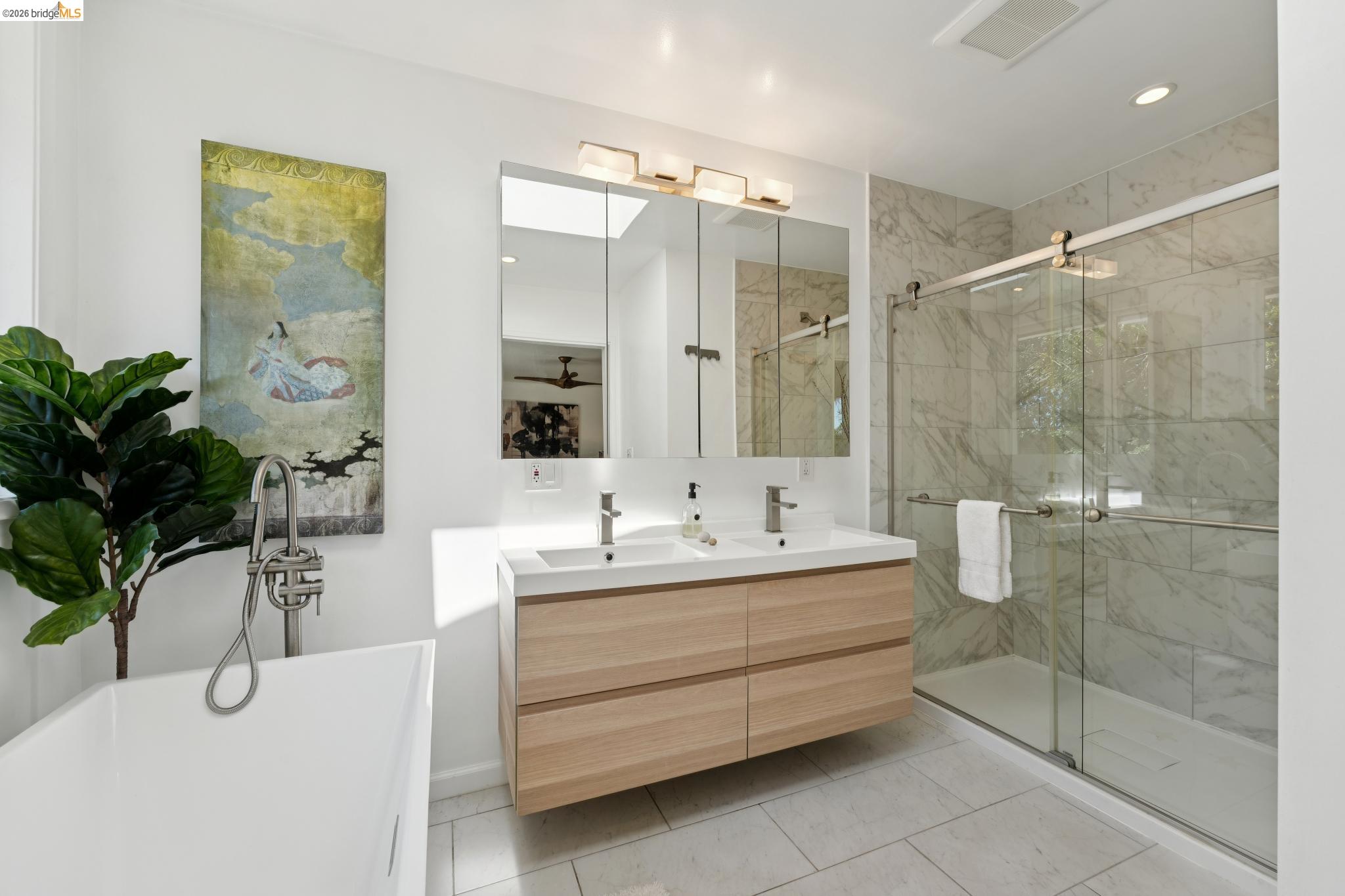 13255 Clairepointe Way, Oakland CA 94619 — photo 17