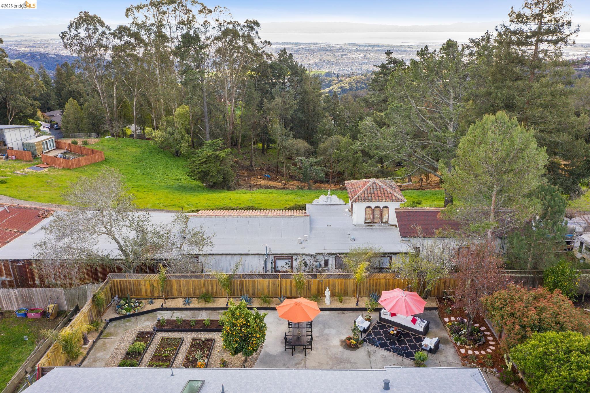 13255 Clairepointe Way, Oakland CA 94619 — photo 28