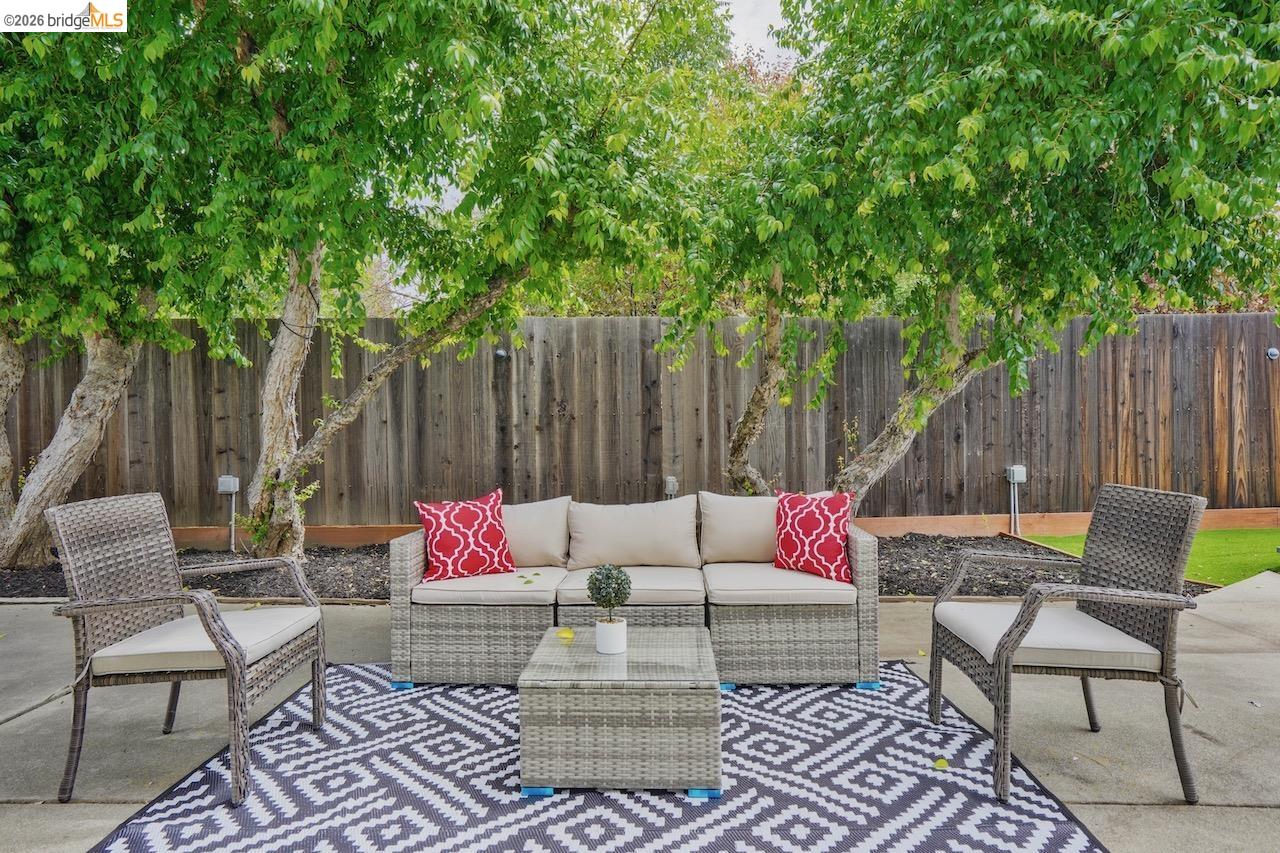 2198 La Orinda, Concord CA 94518 — photo 31
