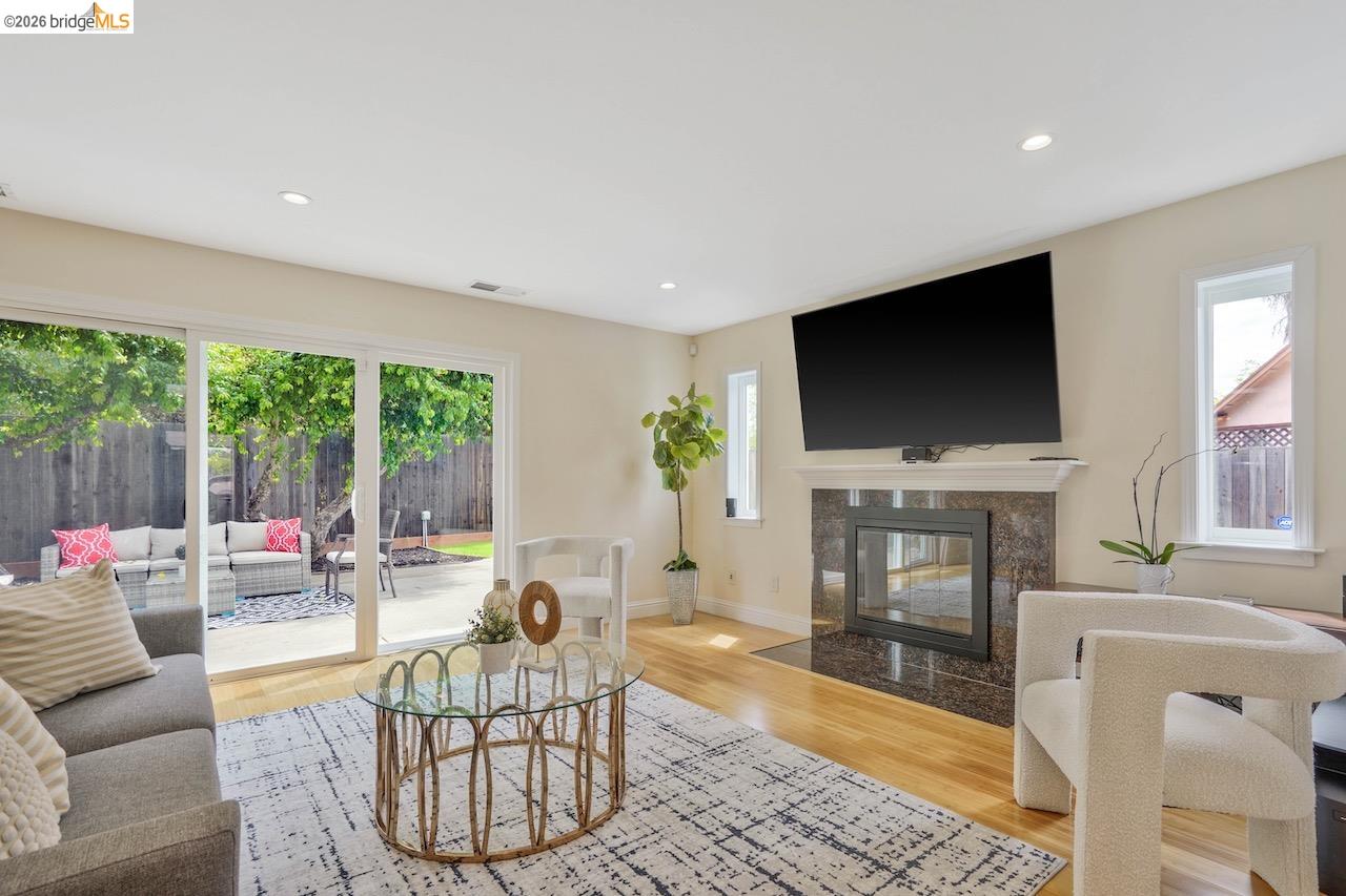 2198 La Orinda, Concord CA 94518 — photo 9