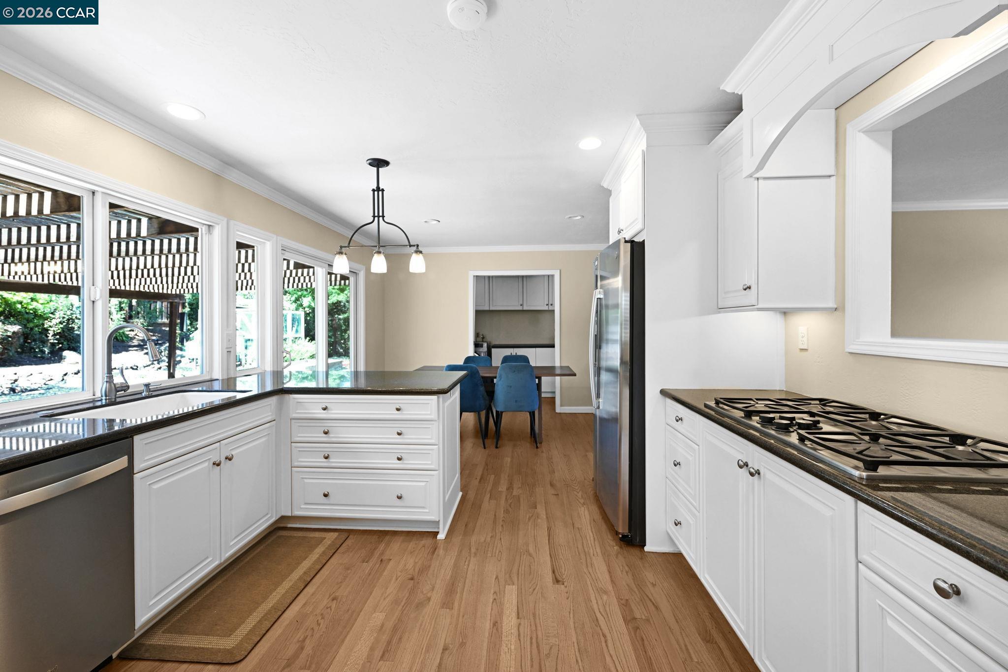 5706 Pepperridge Way, Concord CA 94521 — photo 12