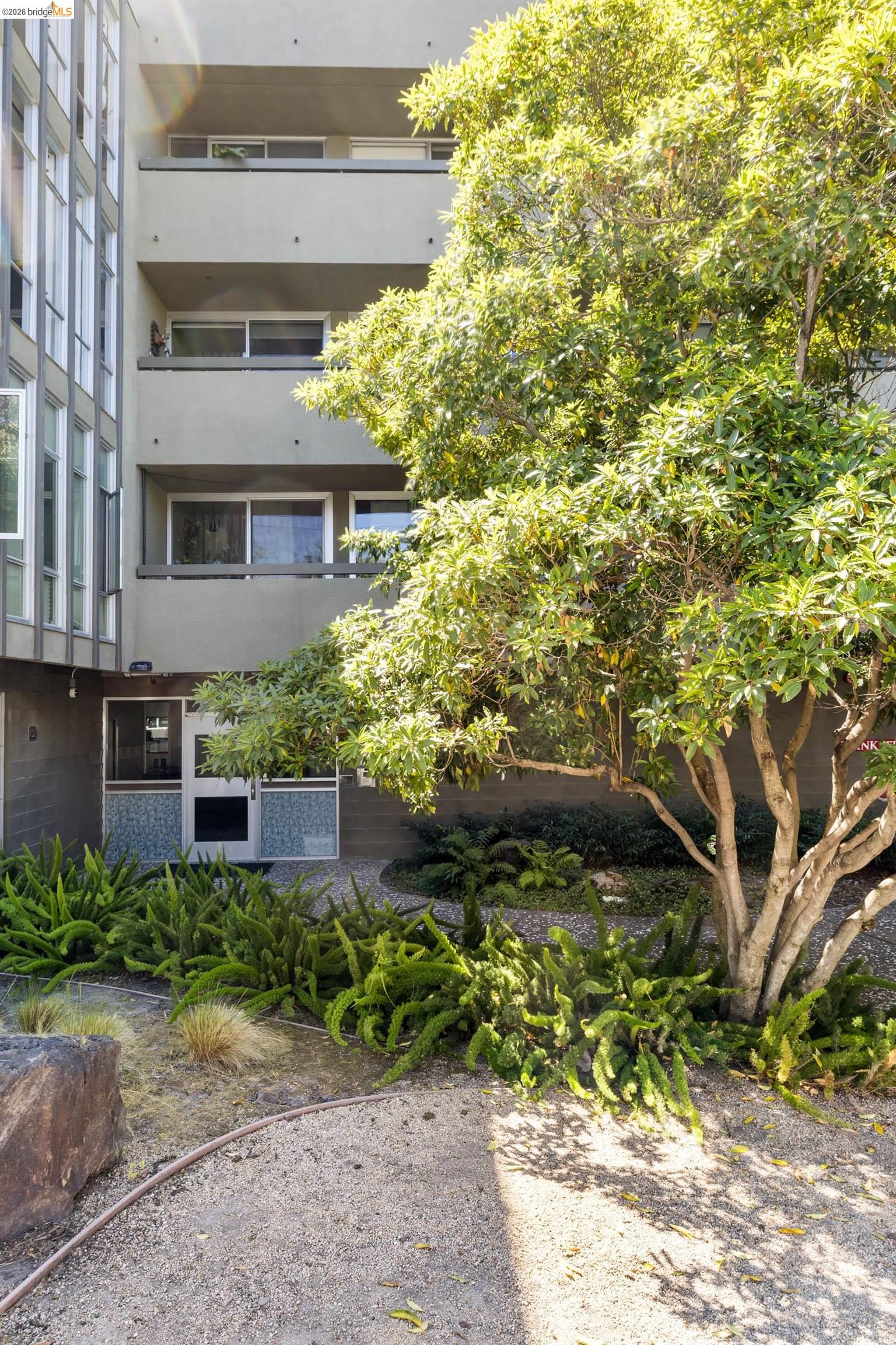 398 Adams St # 104, Oakland CA 94610 — photo 13