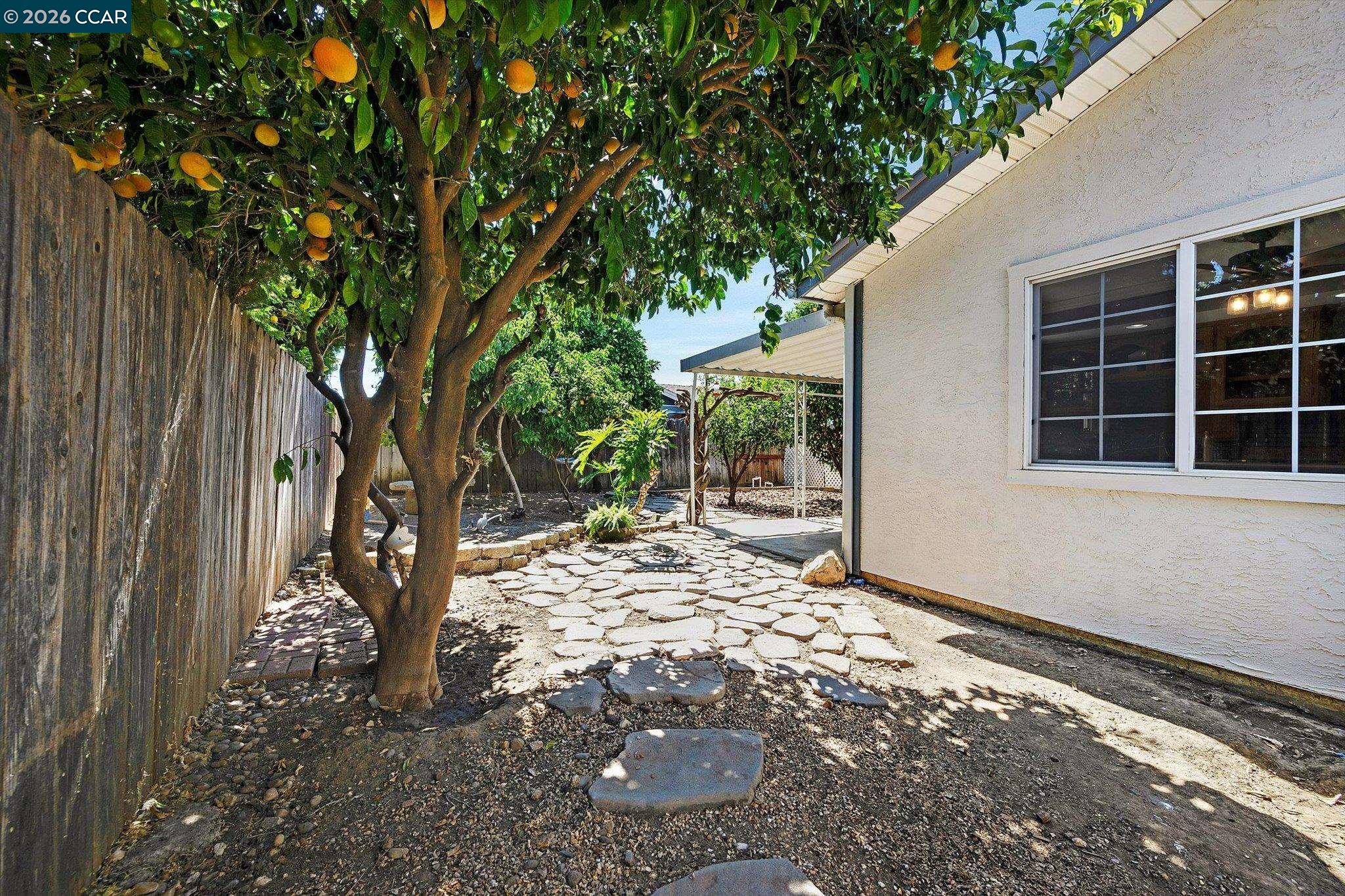 552 Redwood Dr, Vacaville CA 95687 — photo 38