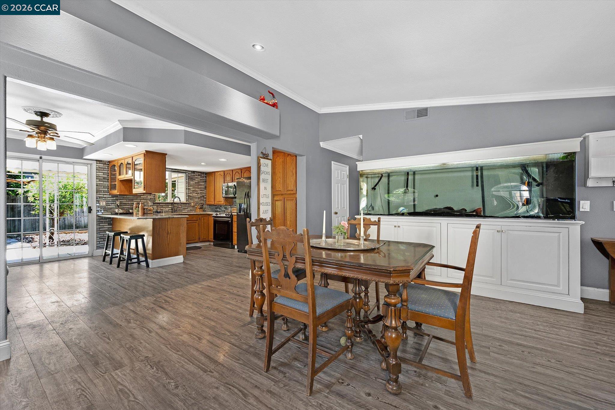 552 Redwood Dr, Vacaville CA 95687 — photo 9