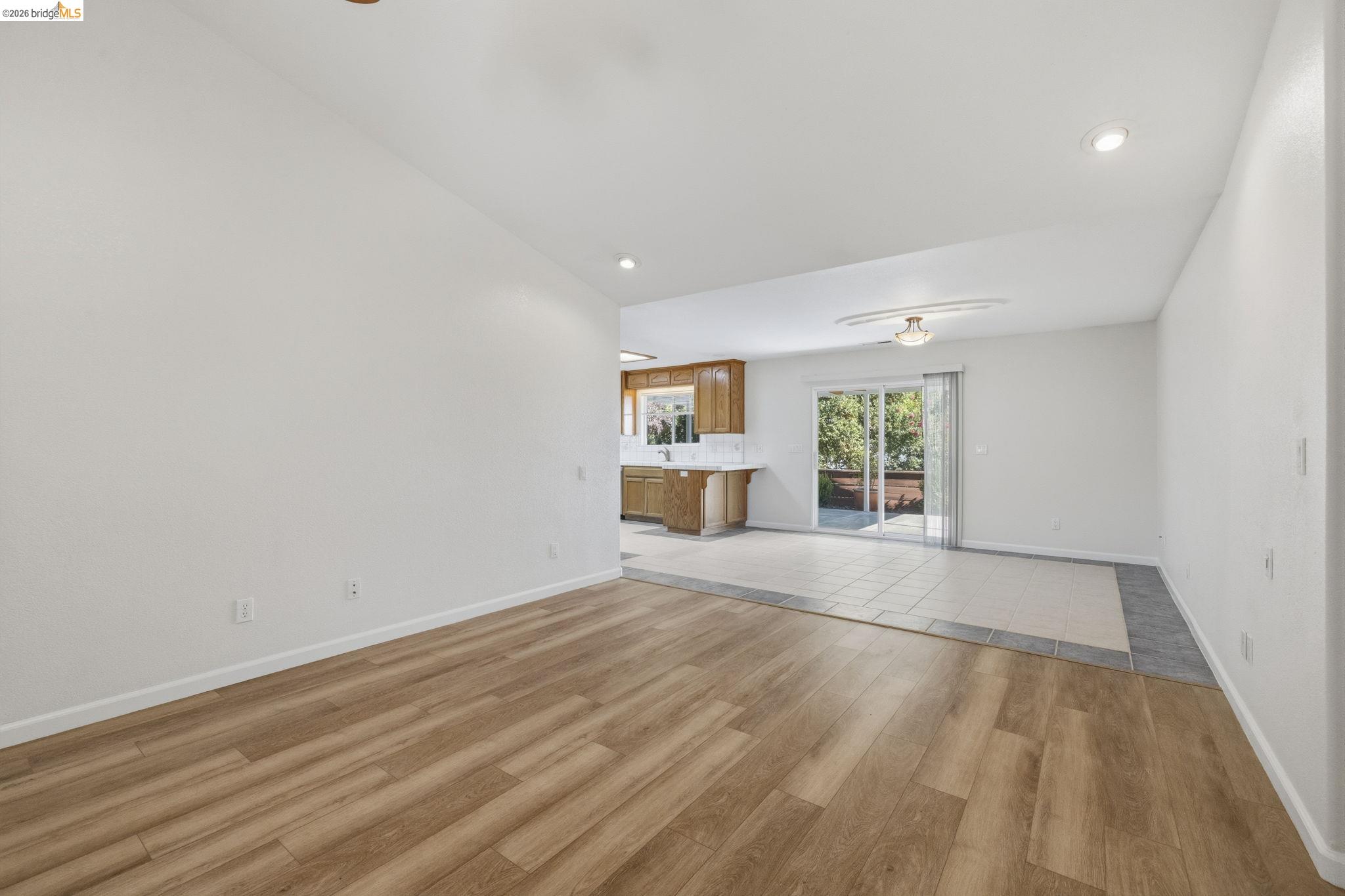 10677 Oak Leaf Ct, Jamestown CA 95327 — photo 8