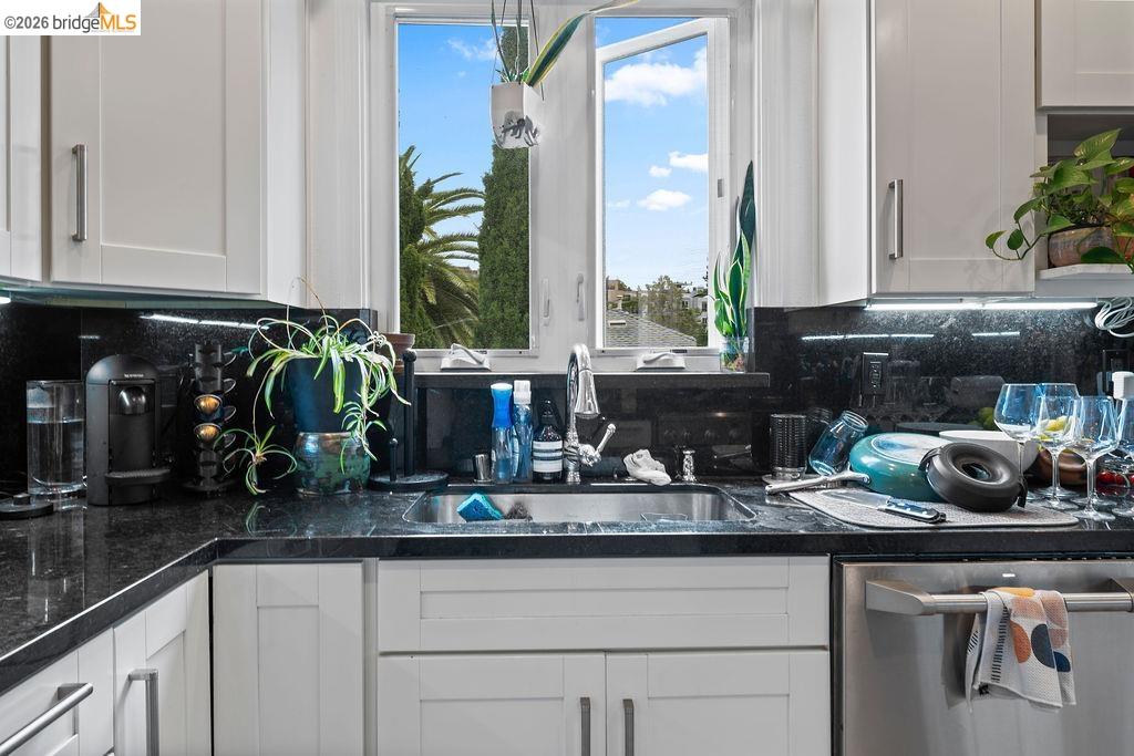 74 Pearl St, Oakland CA 94611 — photo 38
