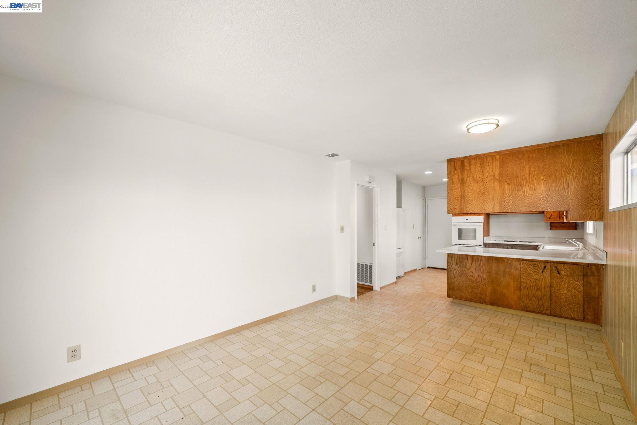 5086 Brett Ct, Fremont CA 94538 — photo 9