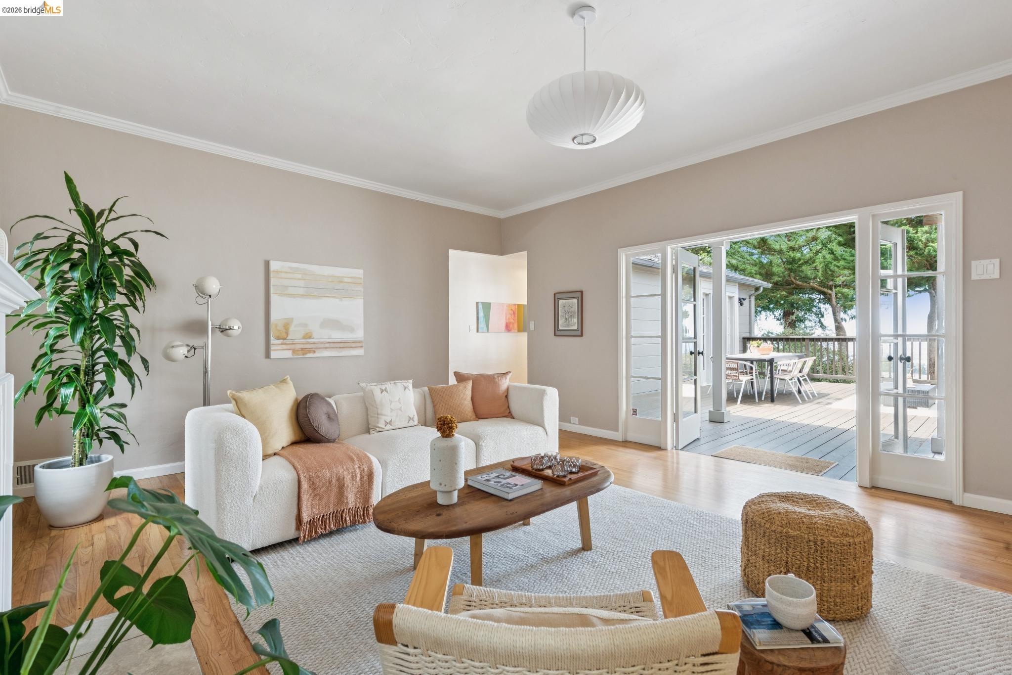 2339 Thackeray Dr, Oakland CA 94611 — photo 15