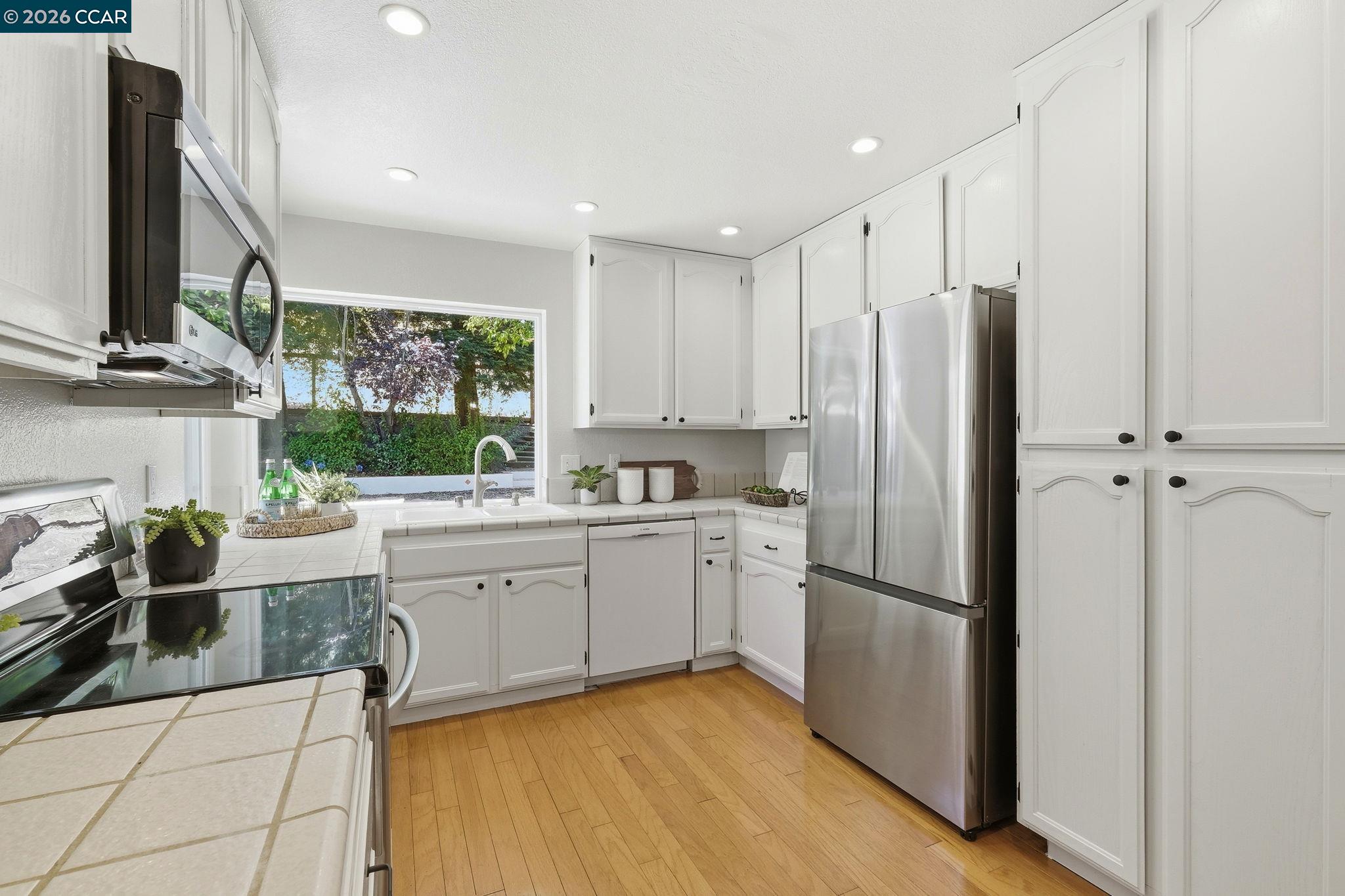 790 Rose Dr, Benicia CA 94510 — photo 9