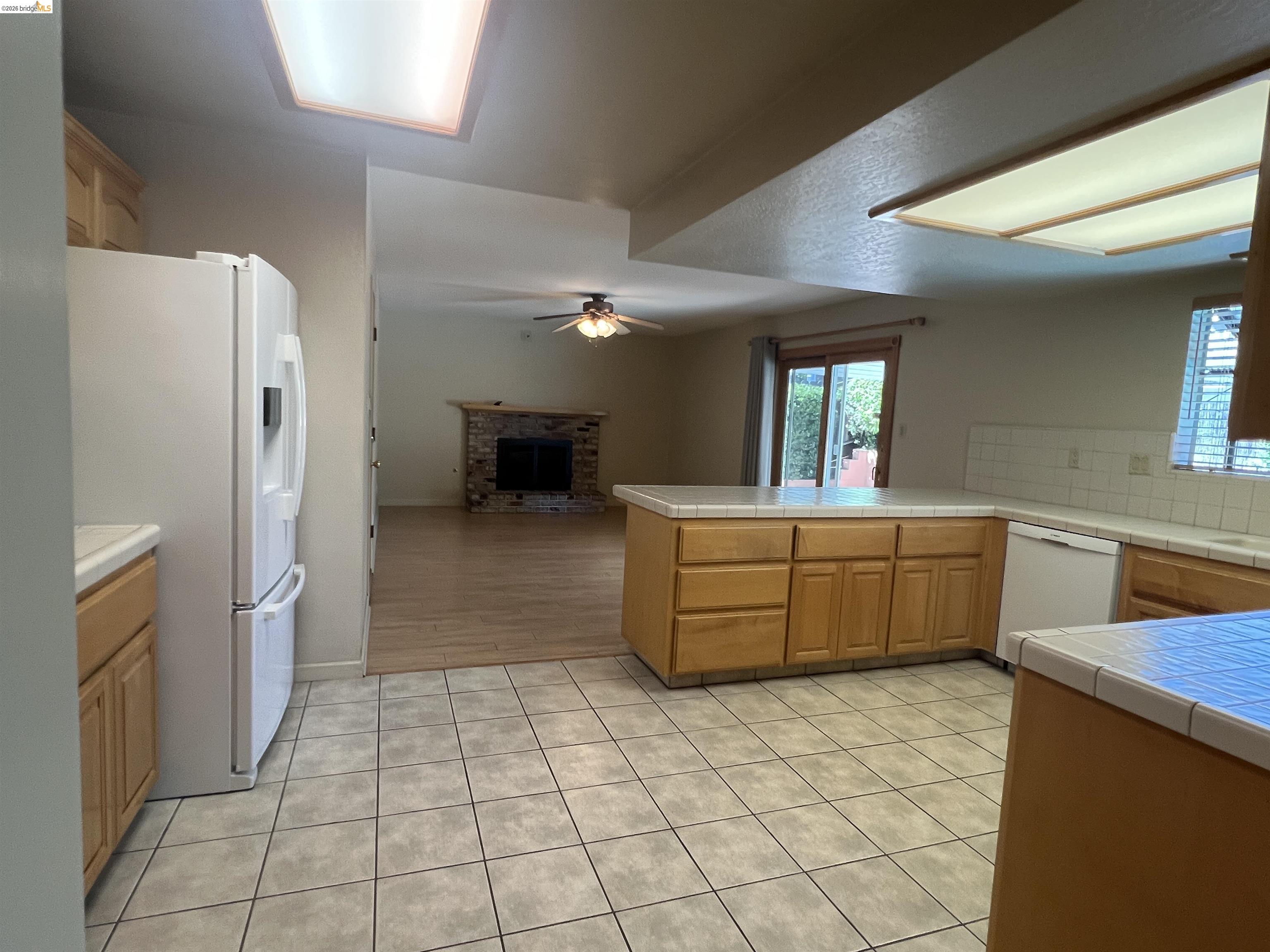 3918 Pebble Dr, Antioch CA 94509 — photo 9
