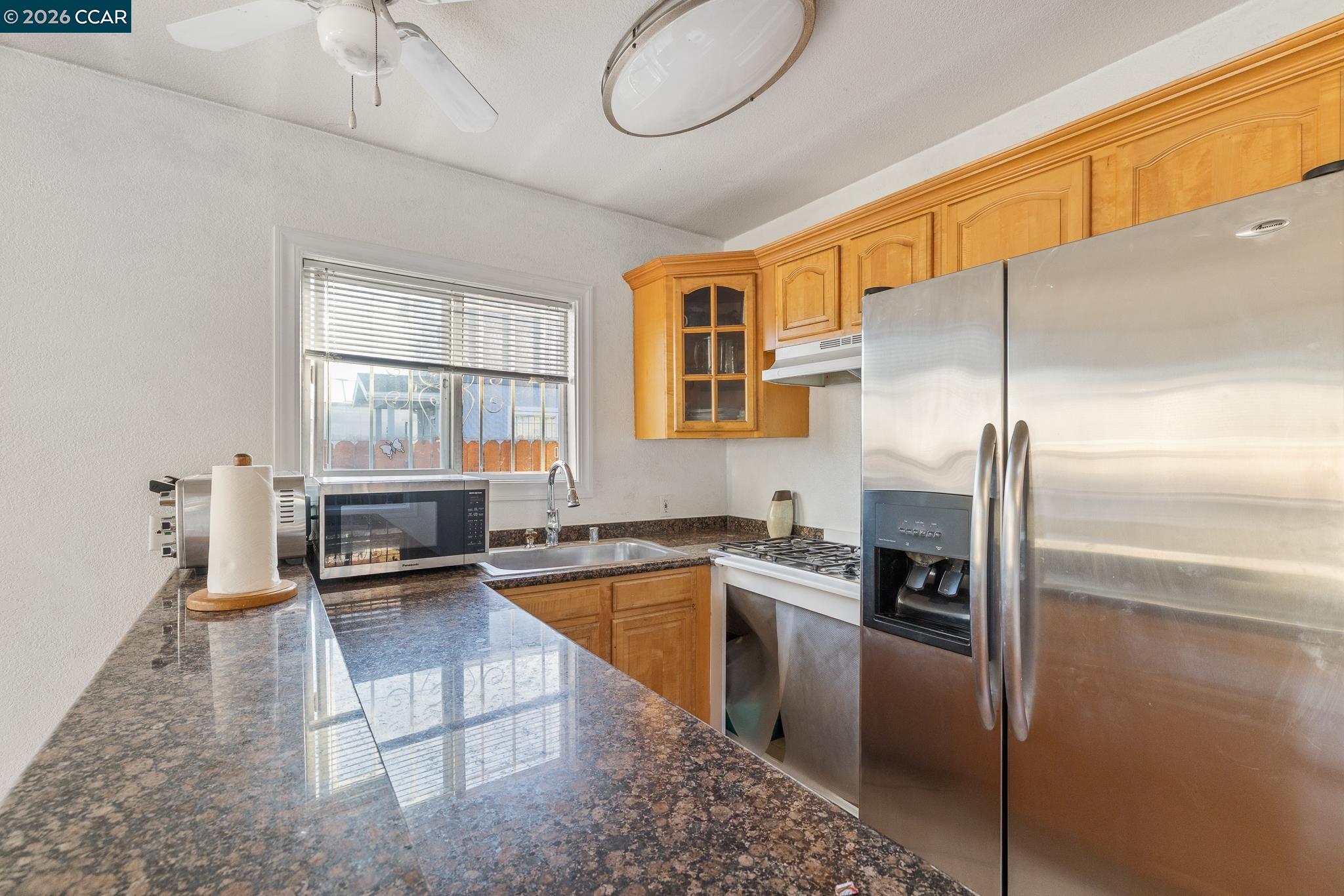 1031 70th Ave, Oakland CA 94621 — photo 9