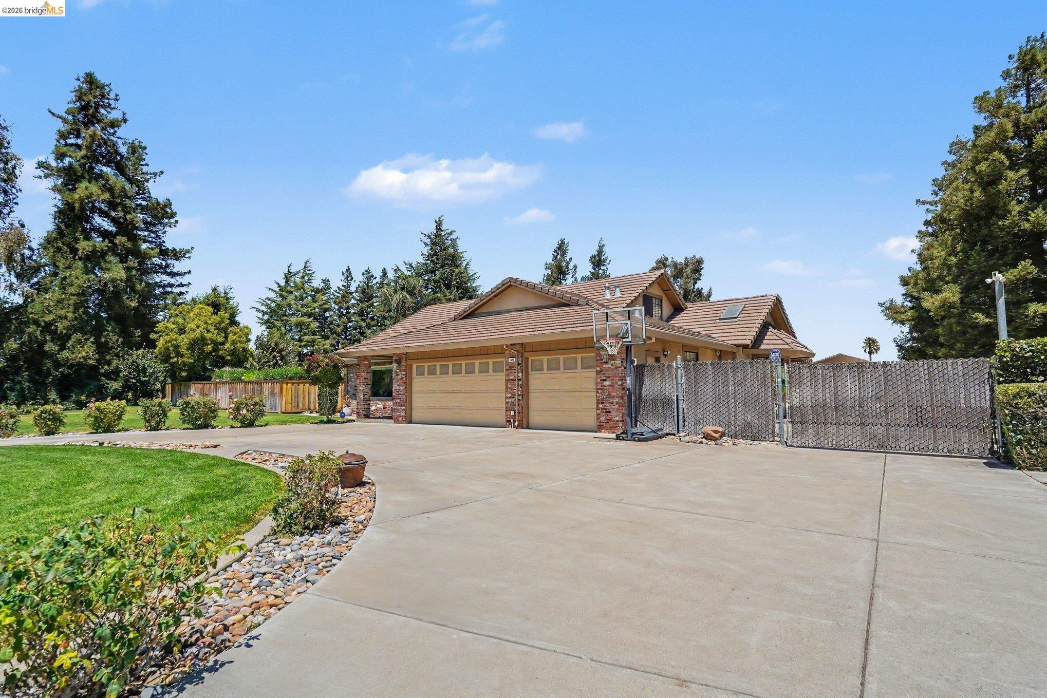 4670 Lariat Ln, Oakley CA 94561 — photo 37