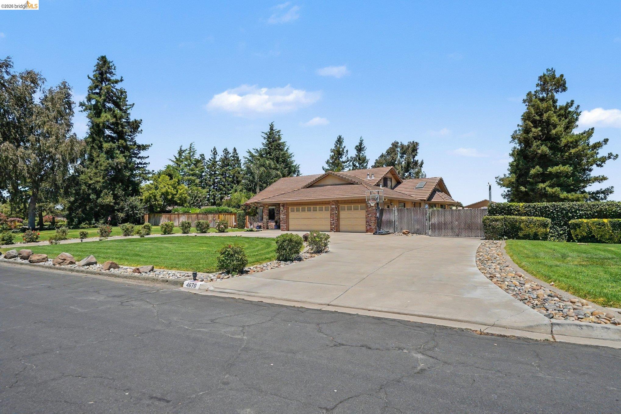 4670 Lariat Ln, Oakley CA 94561 — photo 47